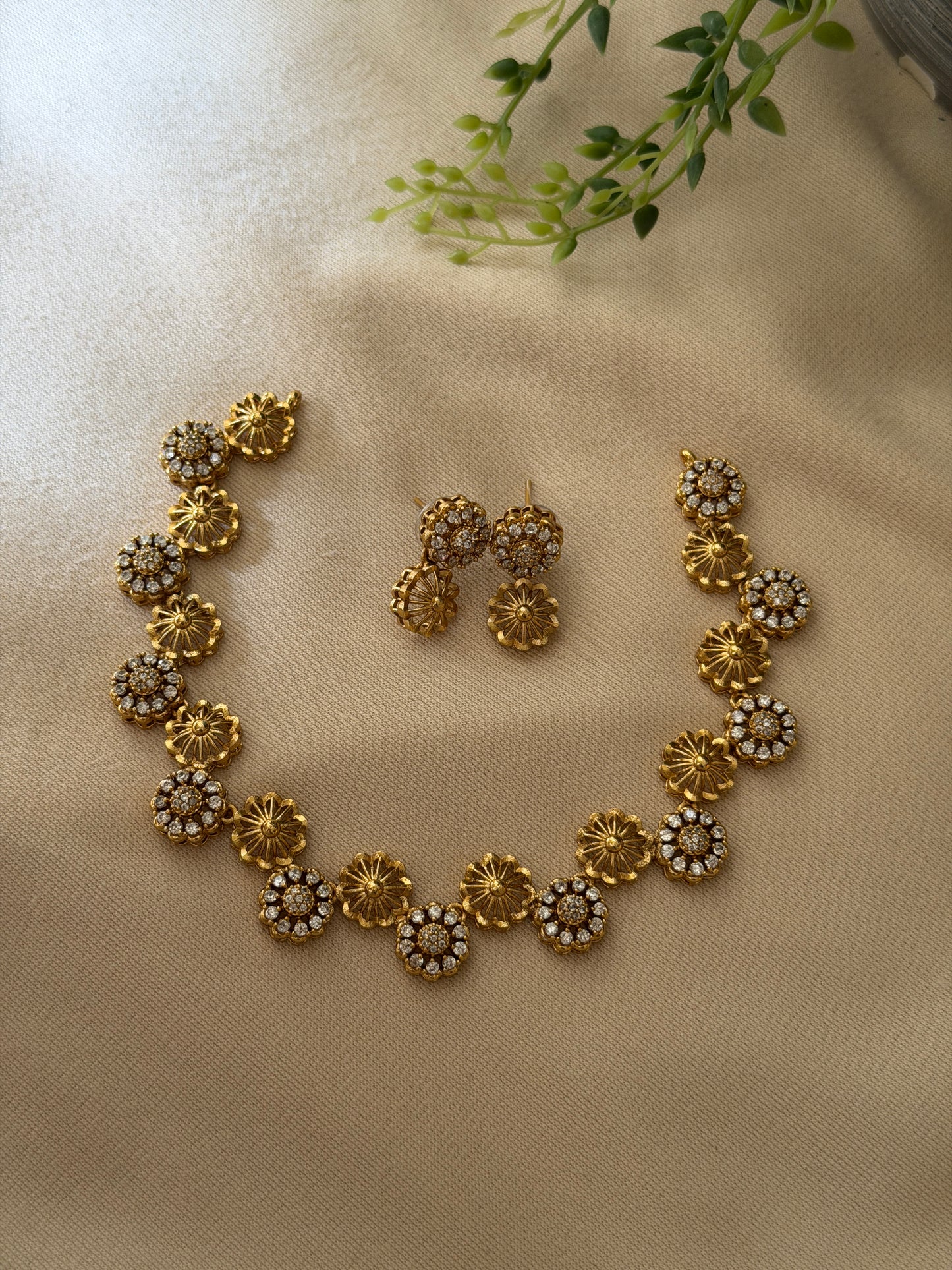 Gold x Diamond Chakra Necklace