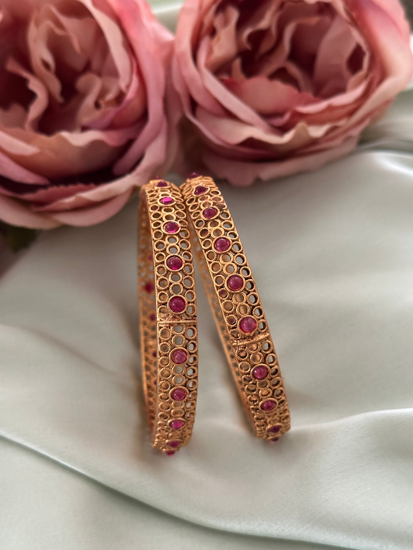 Matte Ruby flower thick bangles 2.6