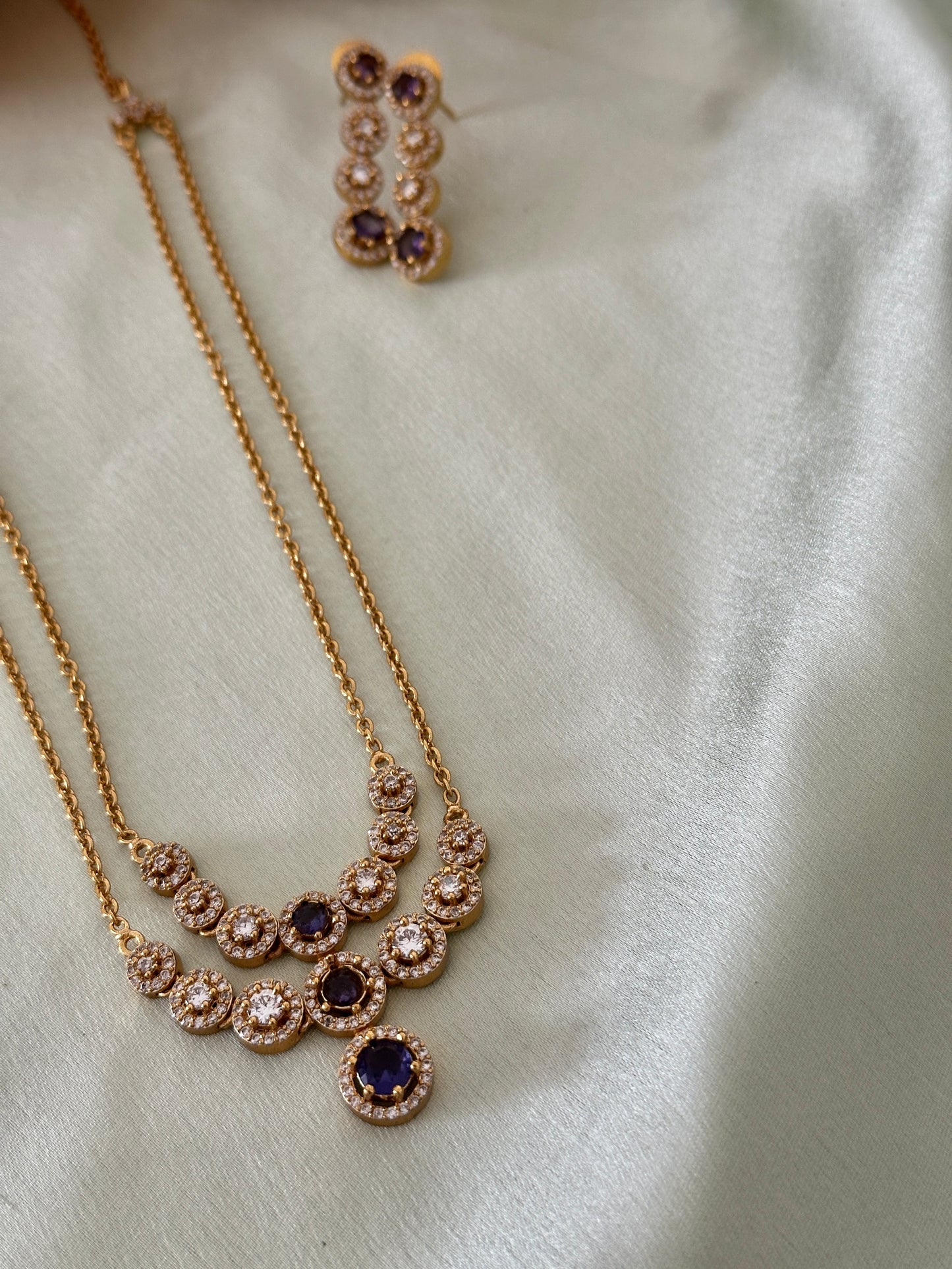 Sutaria Double Layer Chain Set