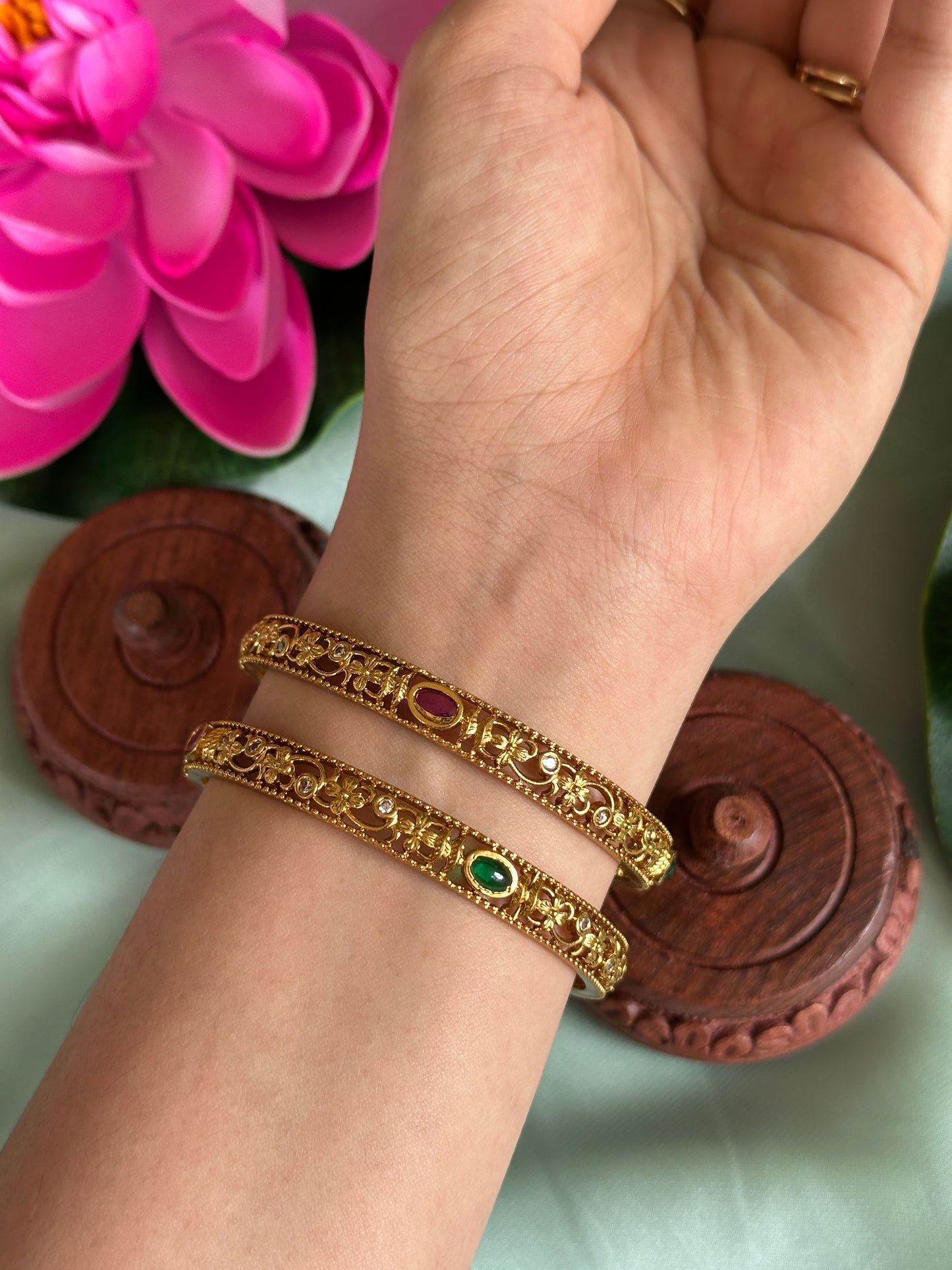 Non Idol Imaara Bangles