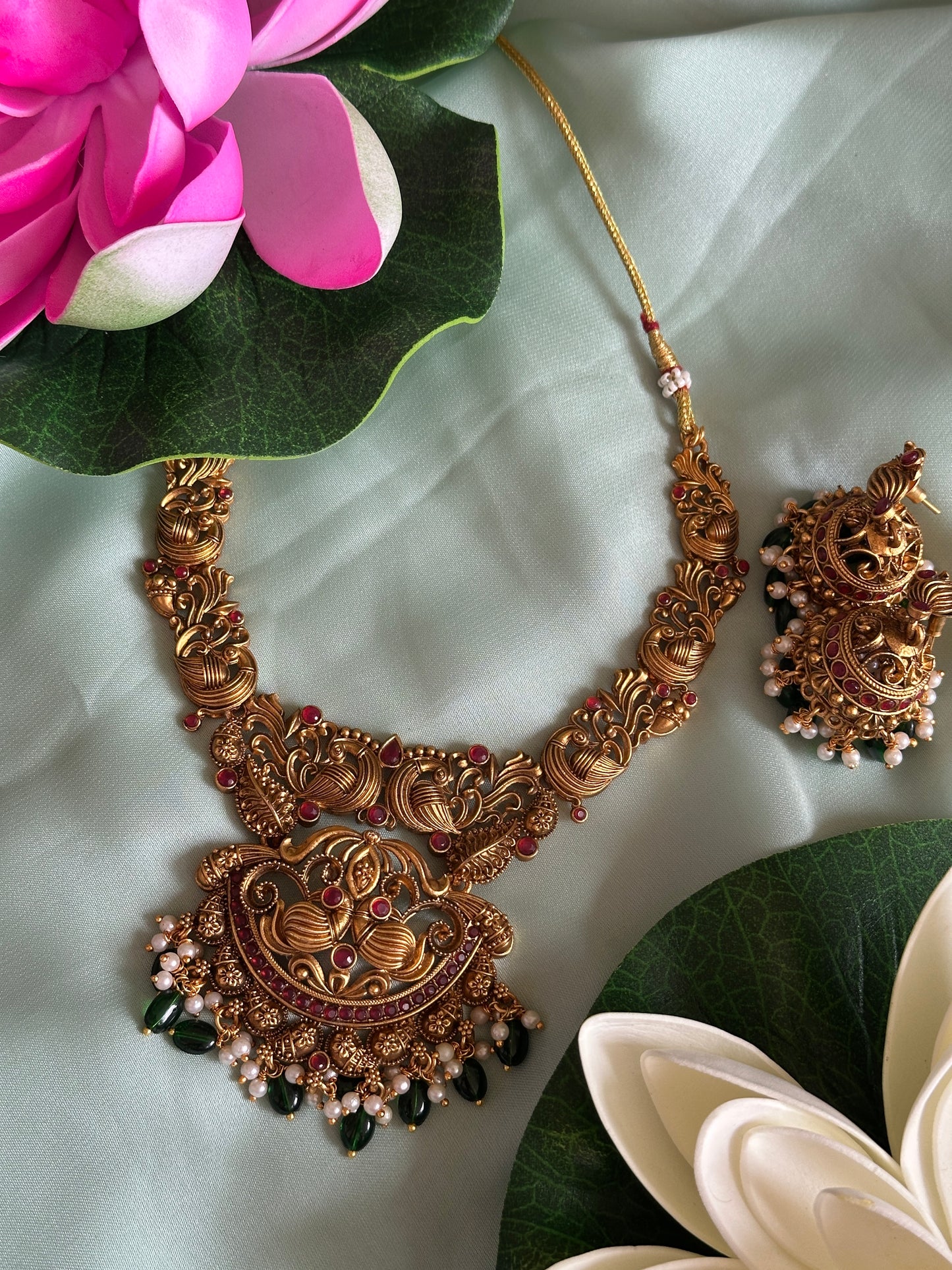 Non Idol Copper Morah Necklace