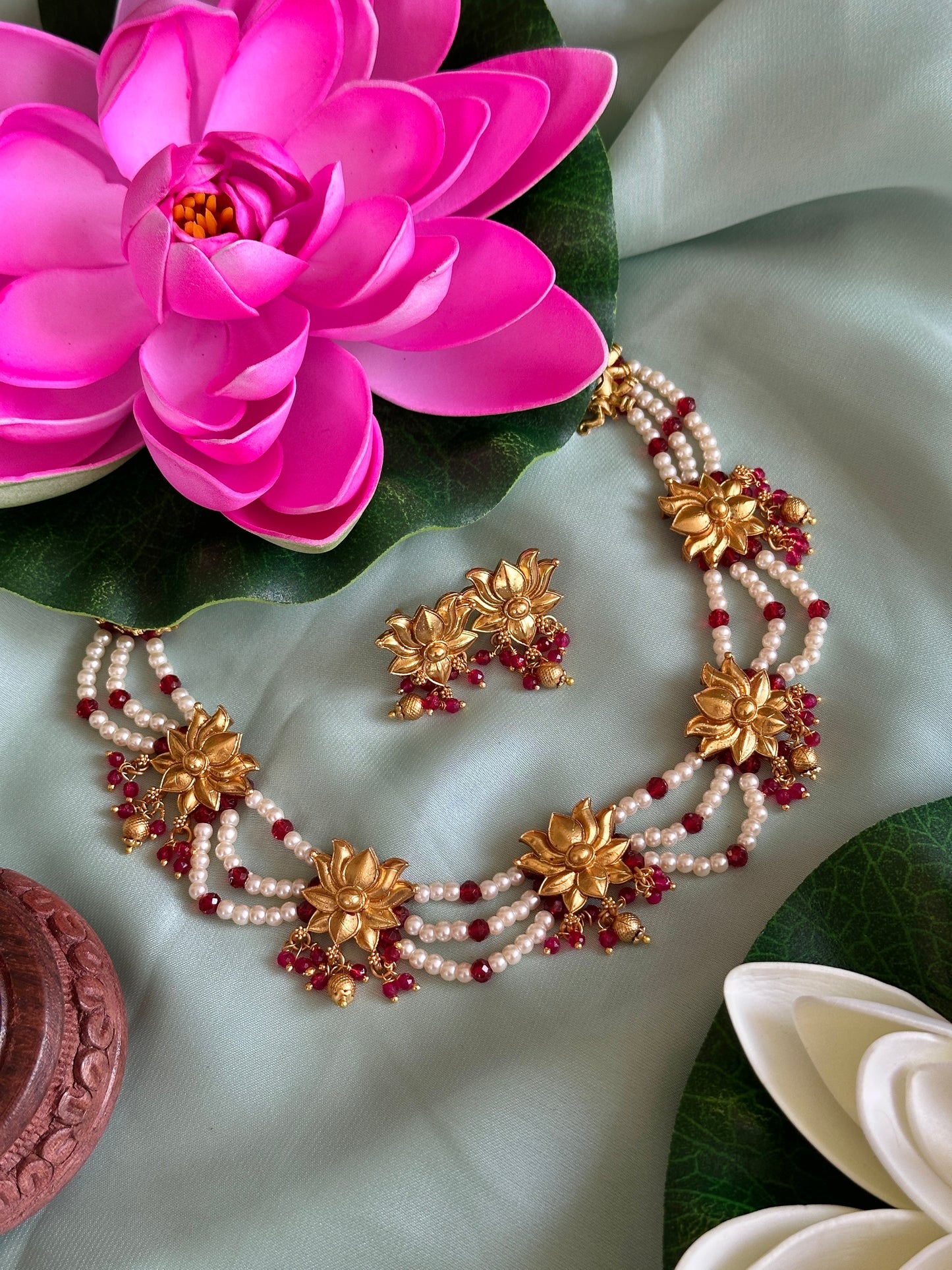 Divine Layered Pearl Beauty