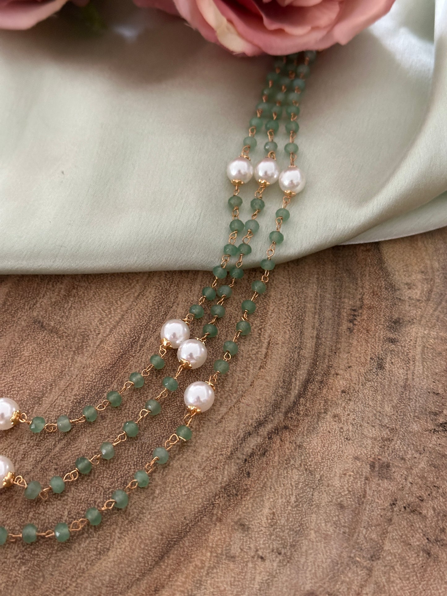 Pastel Green x Pearl Fusion Layered Chain