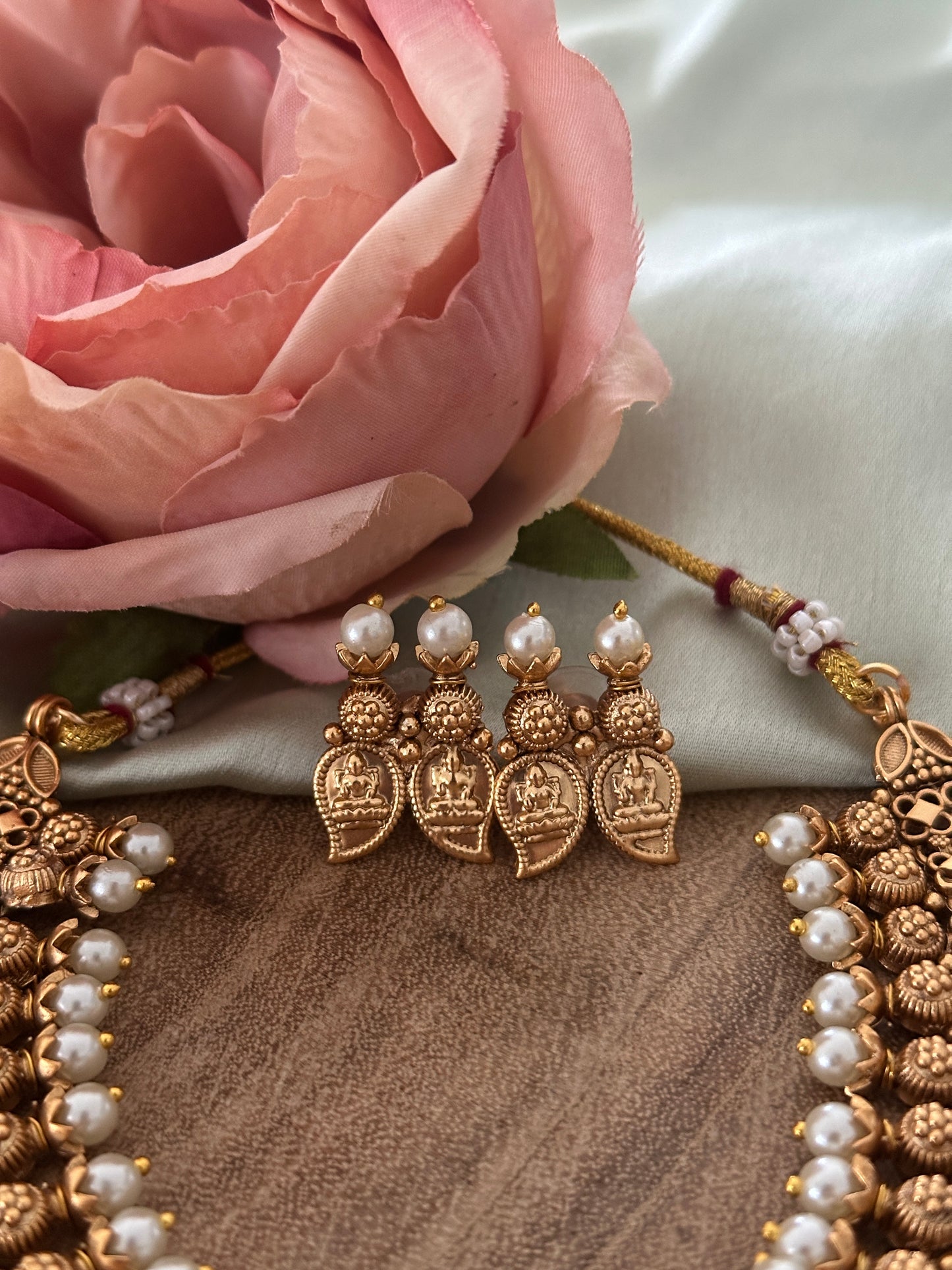 Traditional Antique Gold Maanga Maala