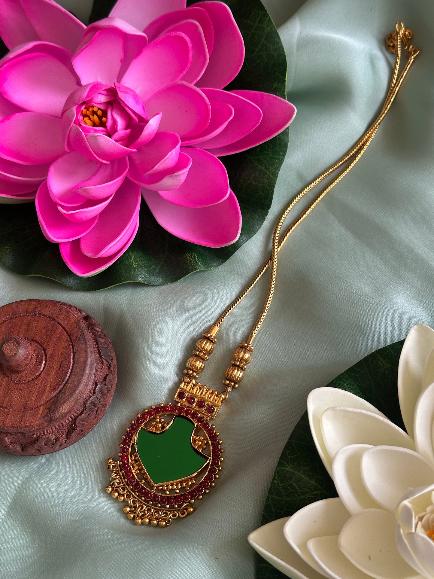 Glass Palakka Chain