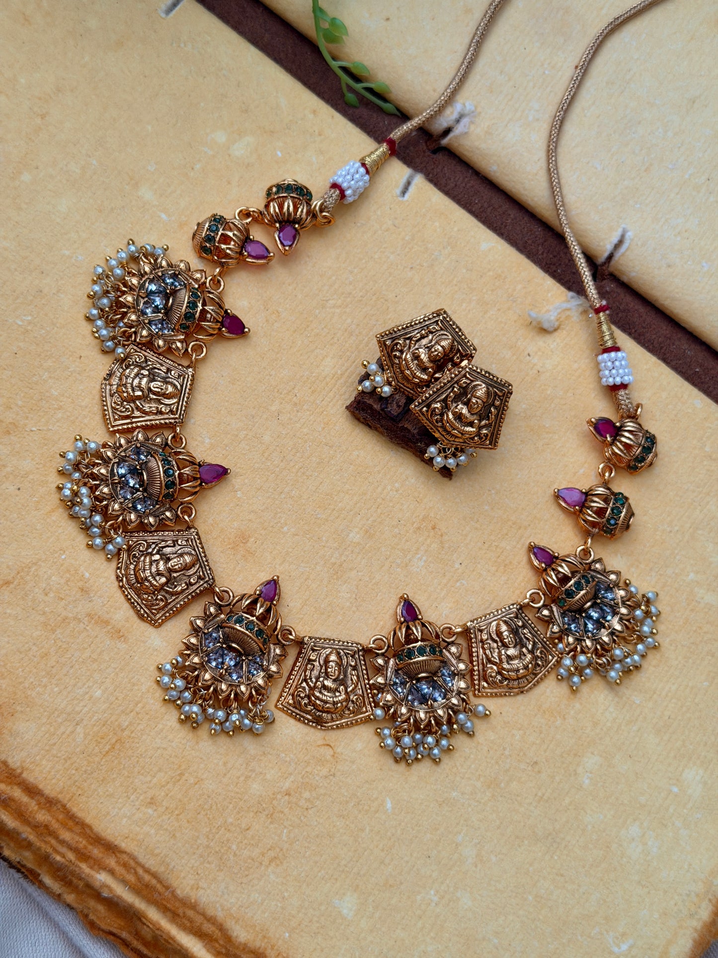 Rajapatta Mini Guttapusalu Necklace