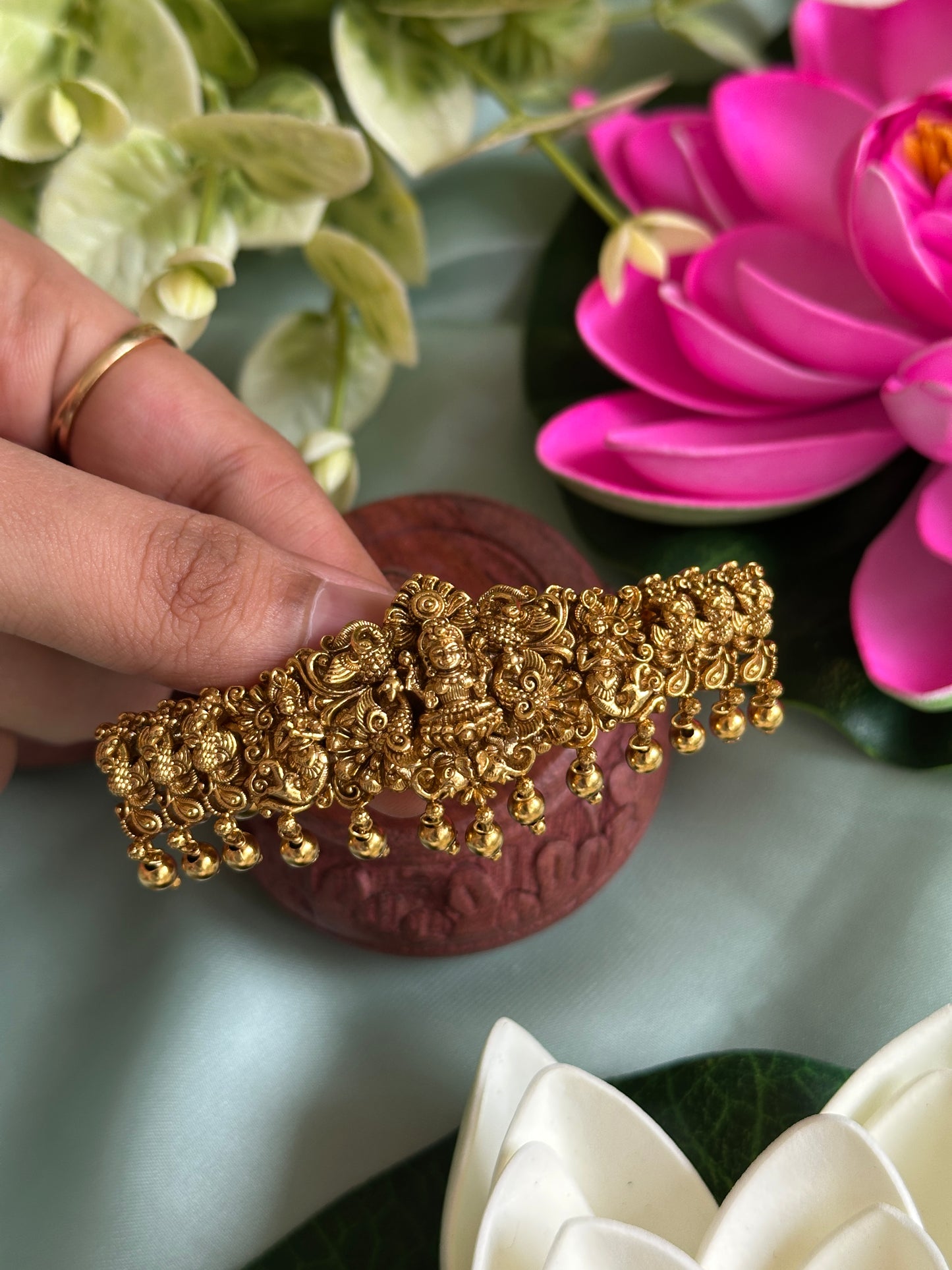 Aavya Antique Hairclip