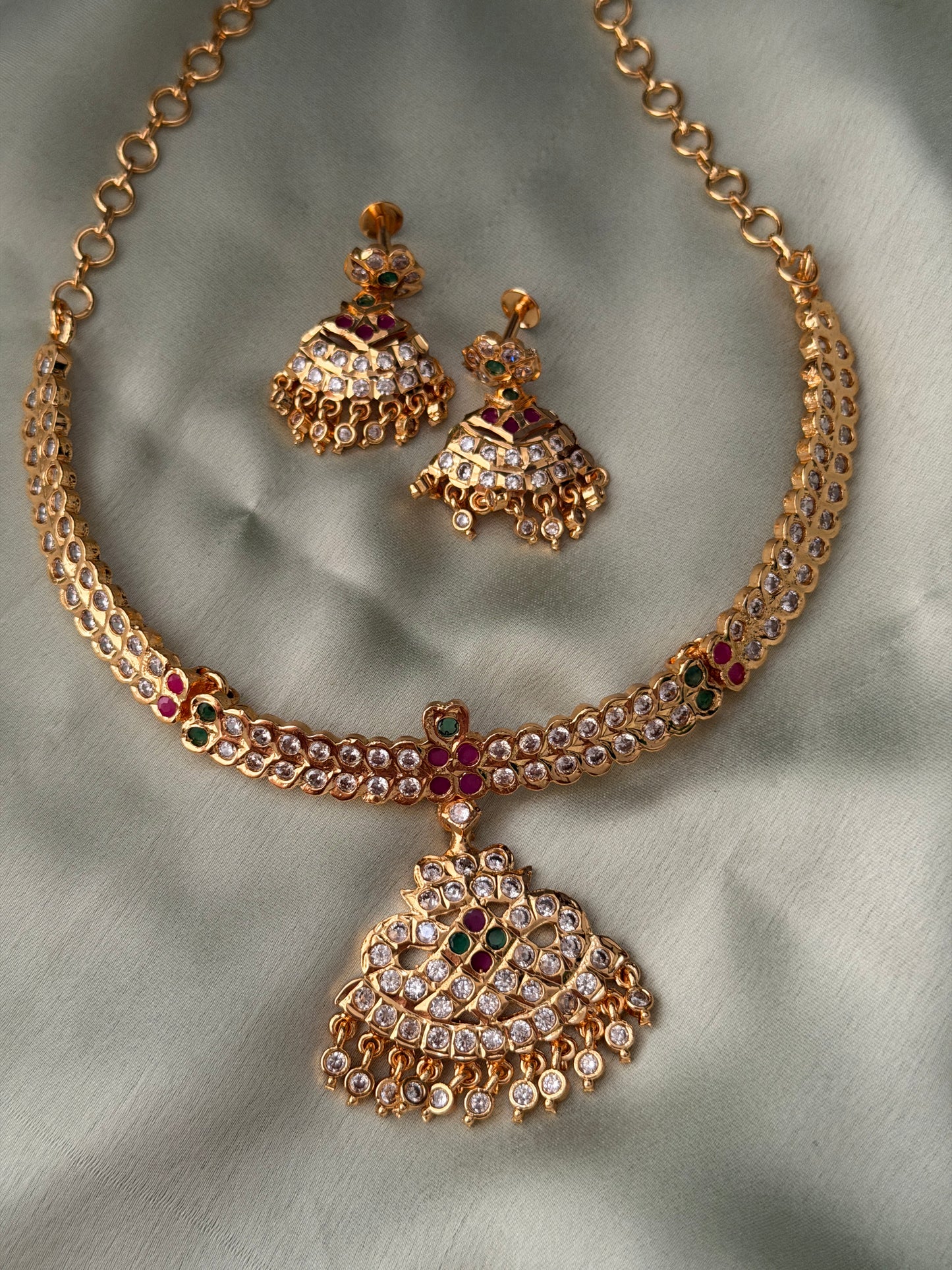 Numitha Vintage Choker
