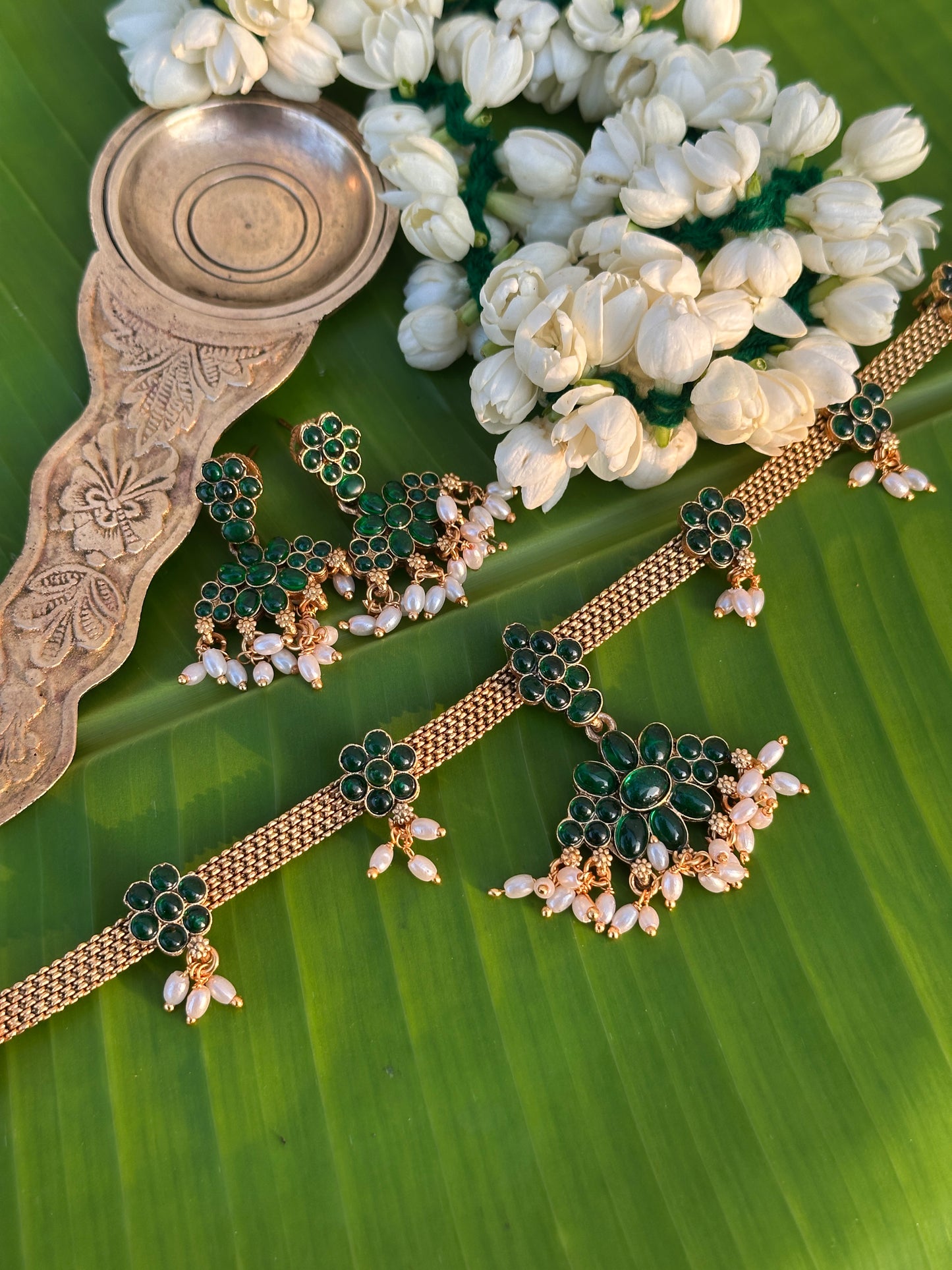 Kaya Rice Pearl Attigai Choker