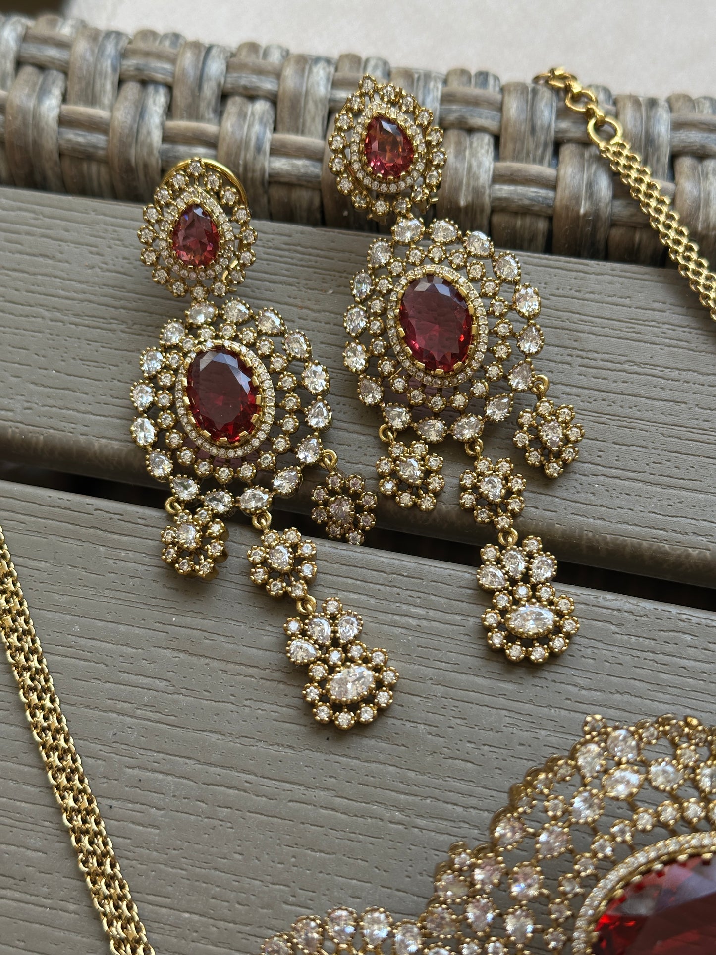 Raha Victorian Choker