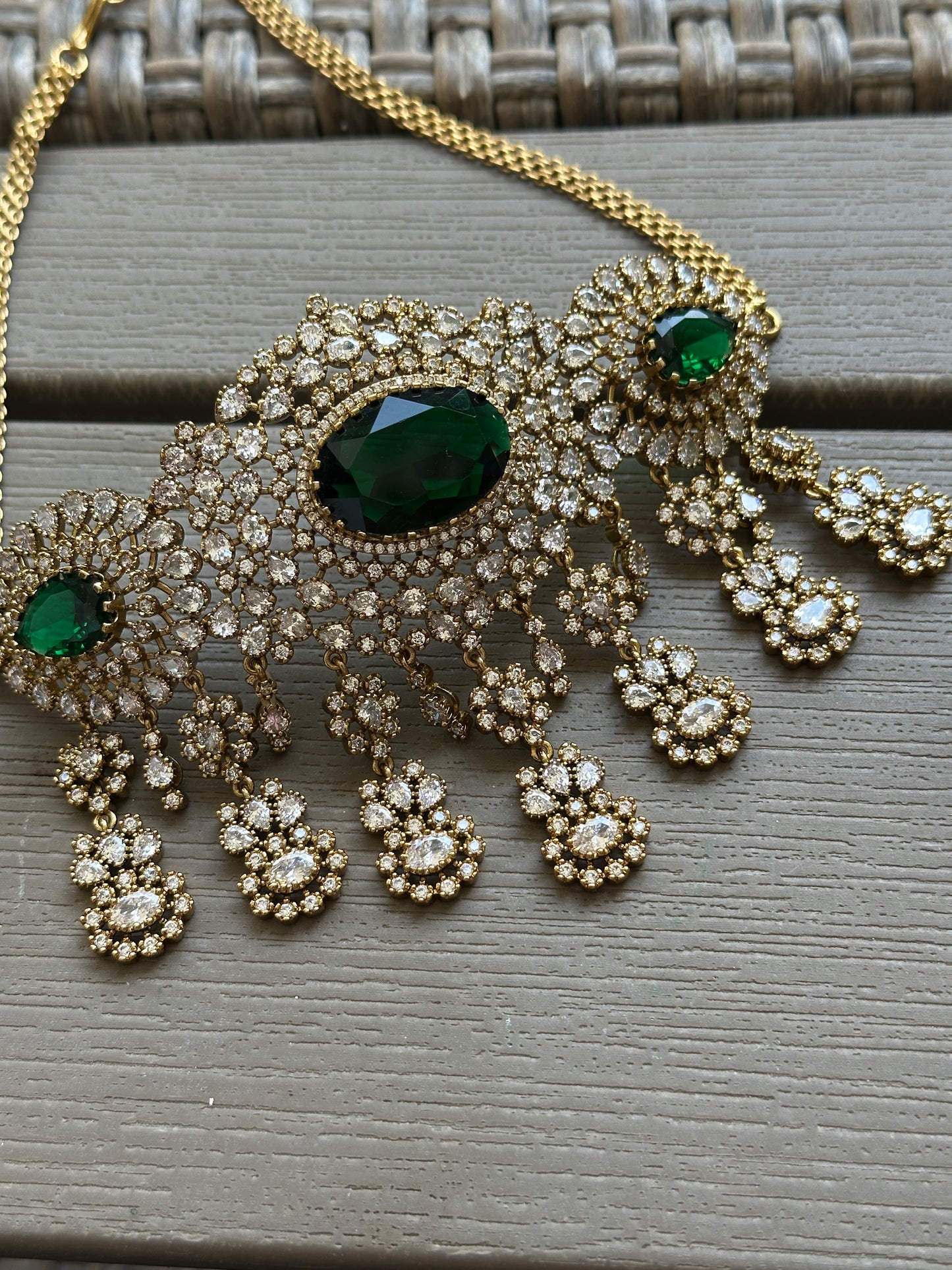 Raha Victorian Choker