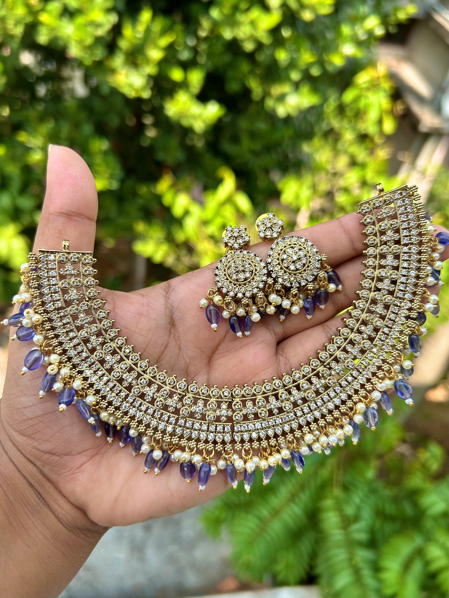 Non Idol Naveena Necklace