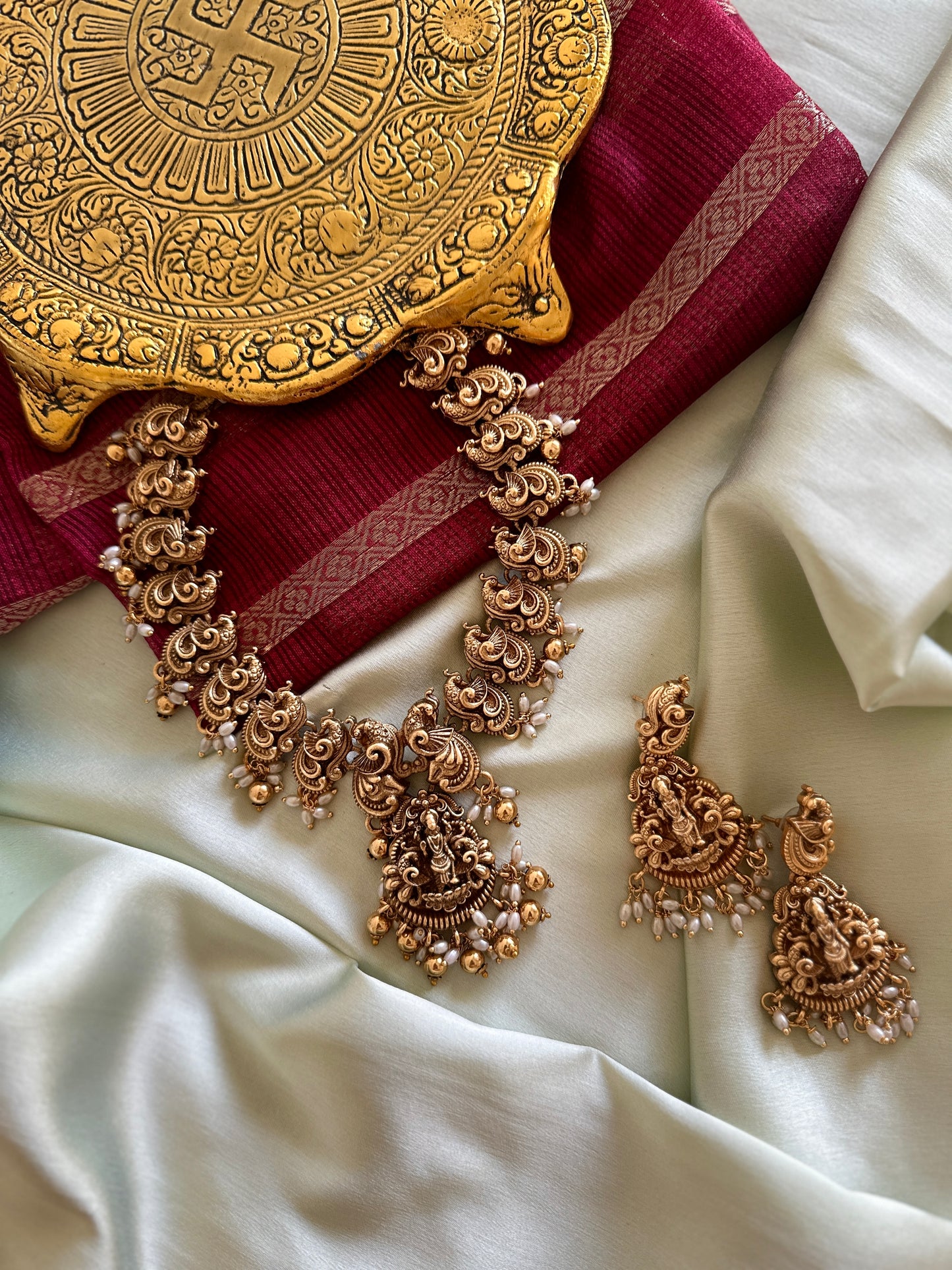 Mahavishnu Antique Necklace