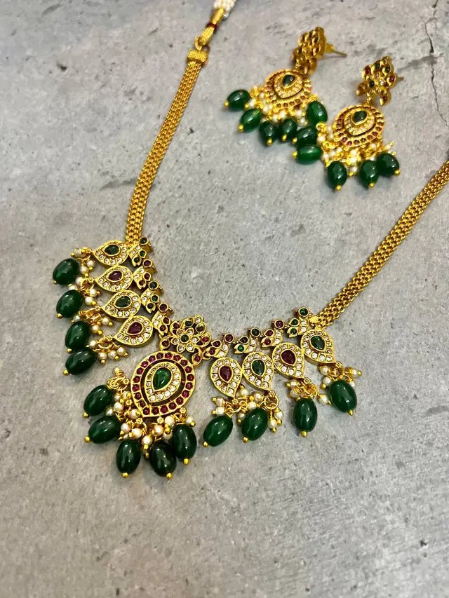 Premium Emerald Choker