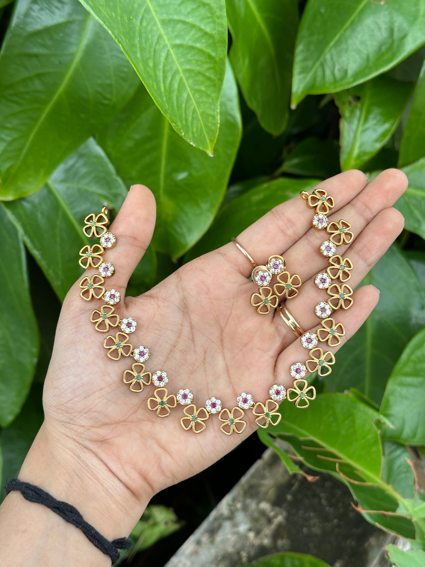 Flora x AD Budgeted Necklace