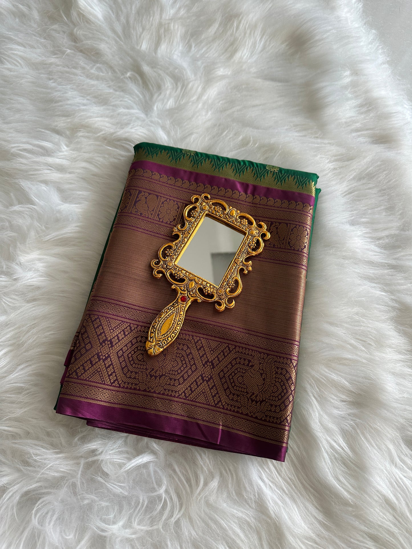 Emerald Green Semi Kanchivaram Pattu