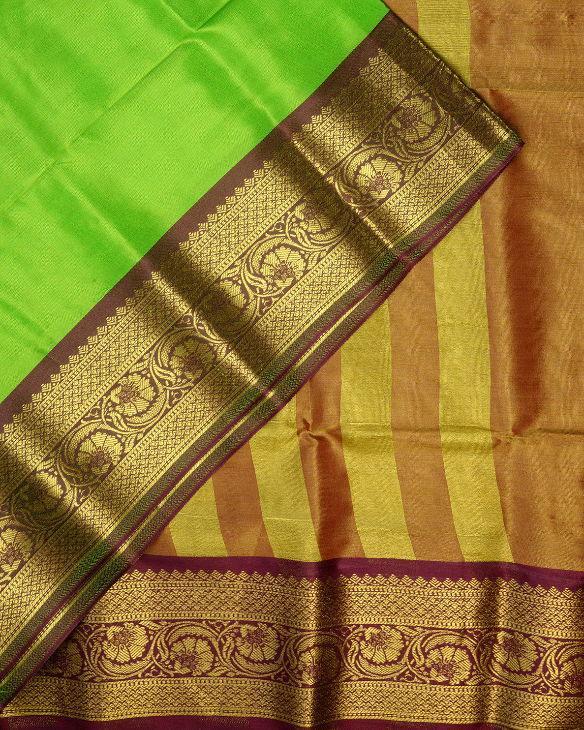 Daarika Soft Tissue Silk Saree v1.0