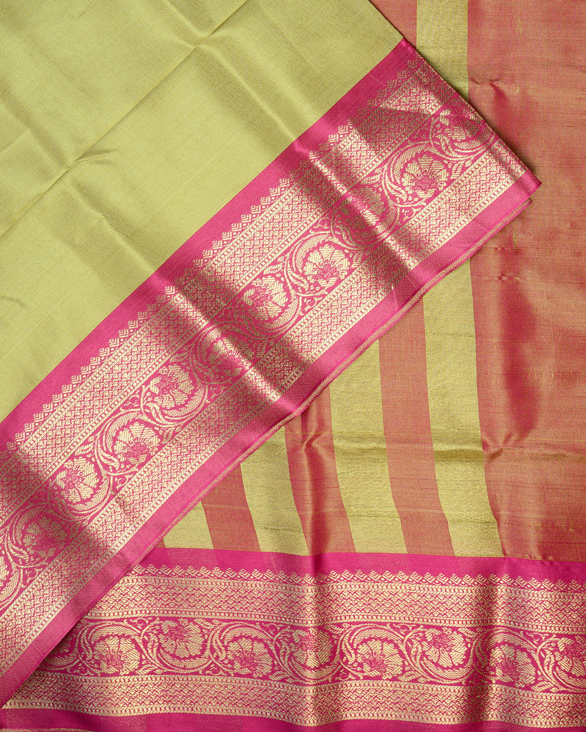 Daarika Soft Tissue Silk Saree v3.0