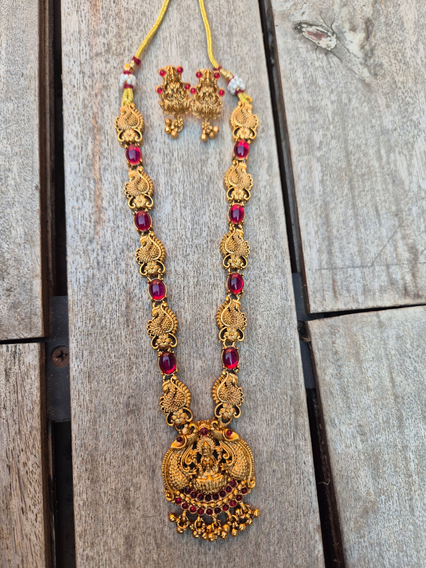Shristi Kempu Necklace