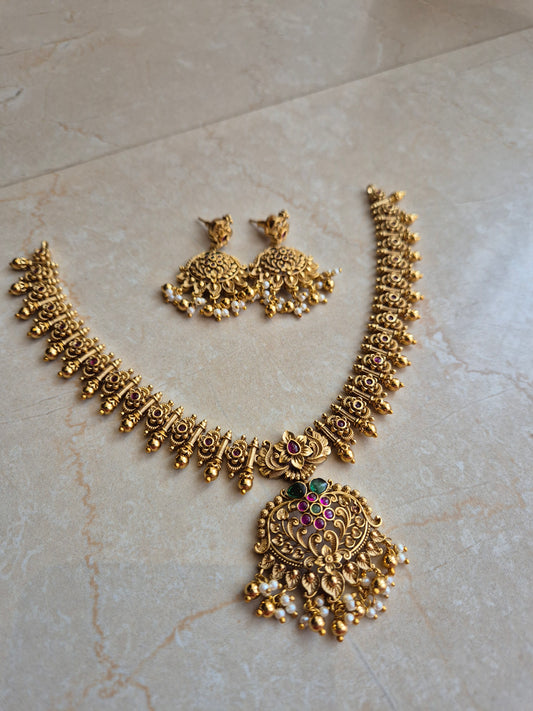 Premium Non Idol Antique Necklace