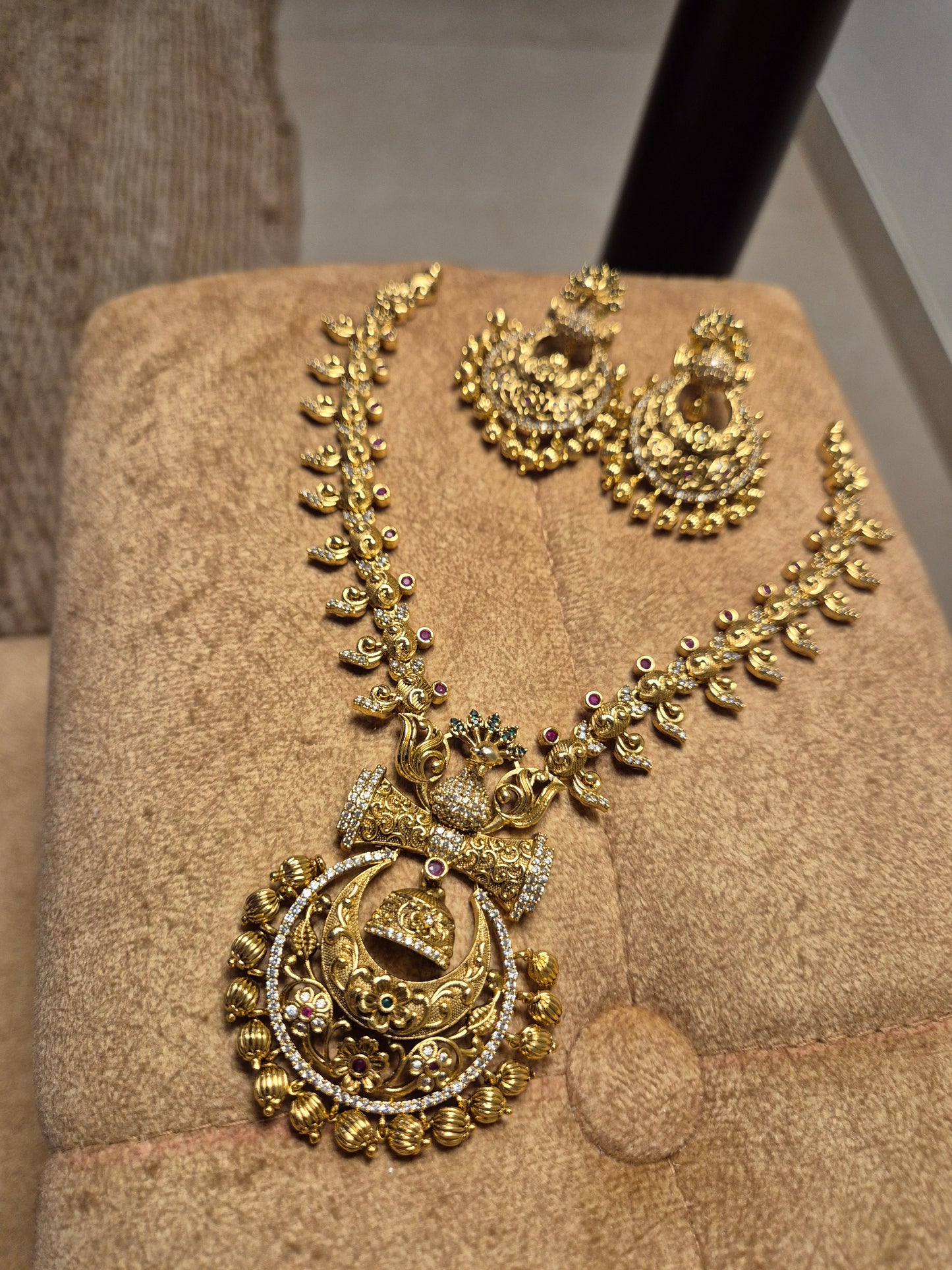 Chandabali x Bell Pendant Necklace