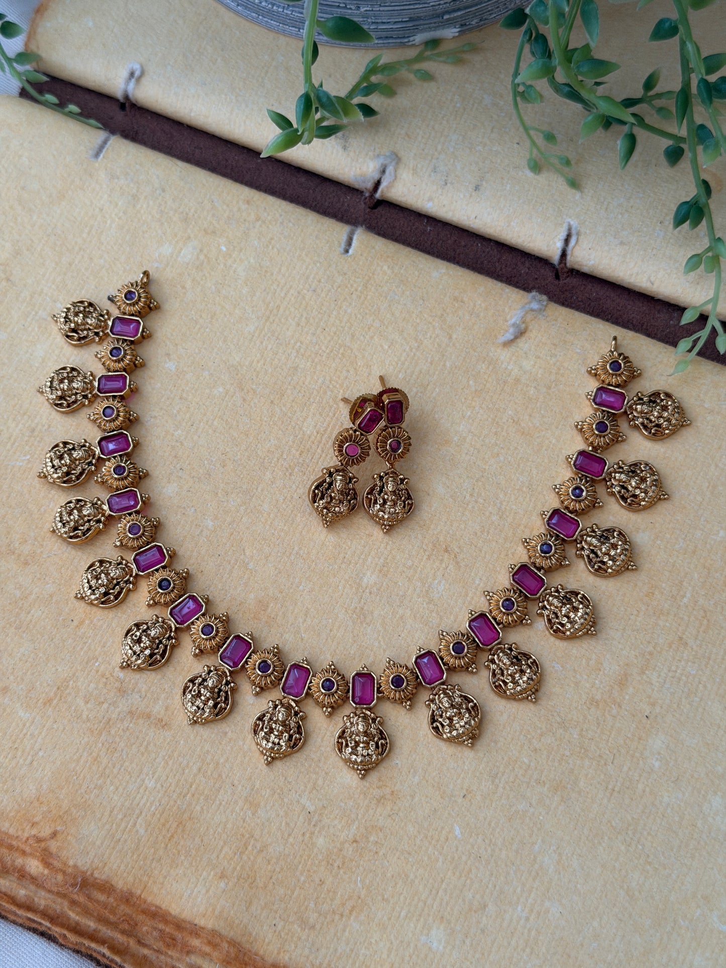 Chandrakala Kemp Necklace