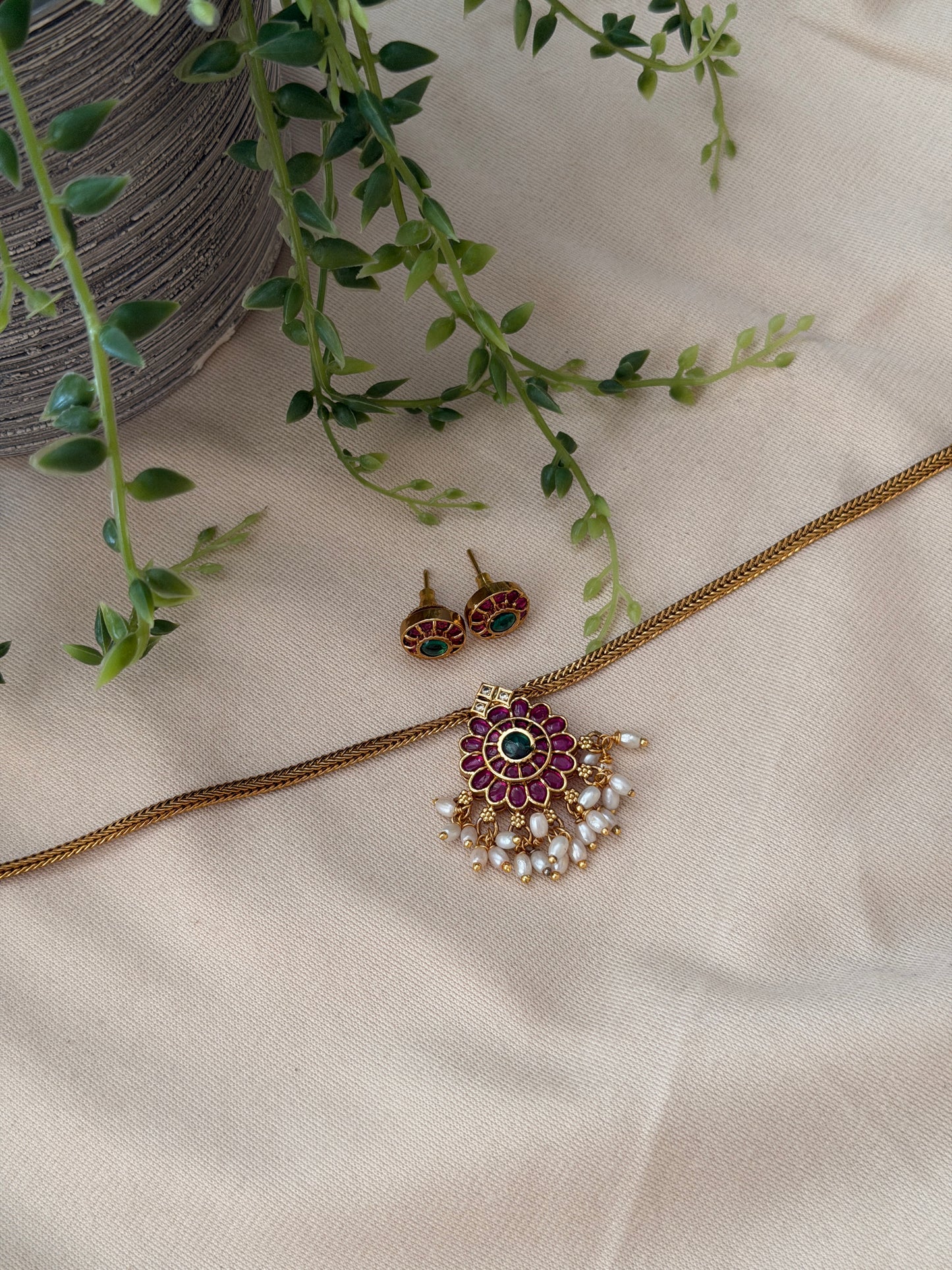 Kusumum Floral Attigai