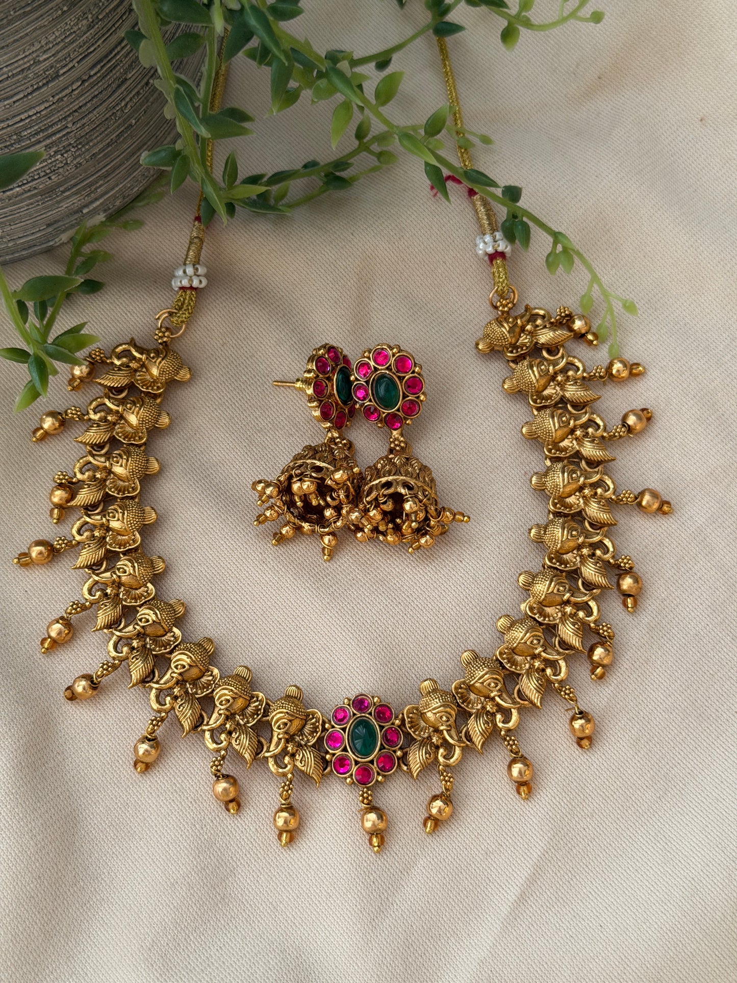 Kemp flower x Tusker Necklace set
