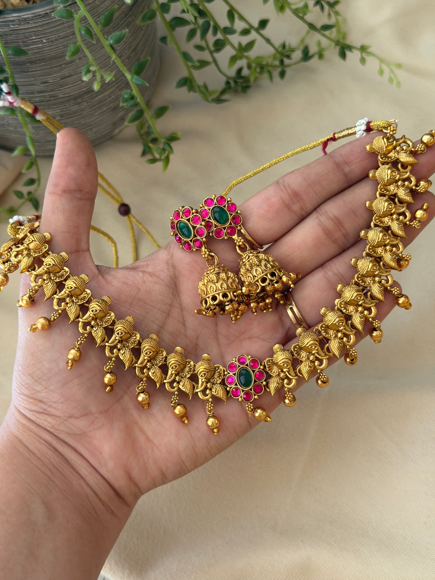 Kemp flower x Tusker Necklace set