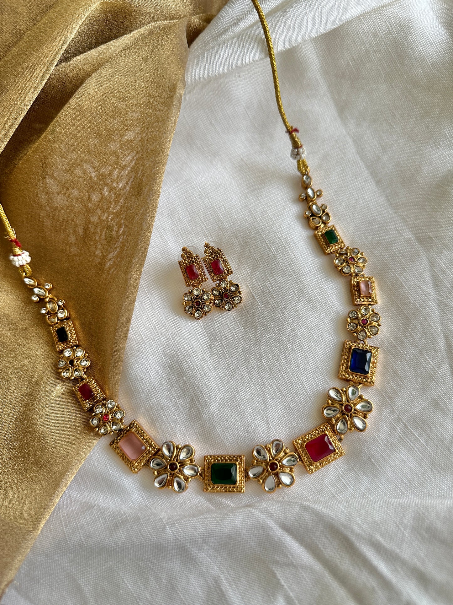 Khushi Navaratna