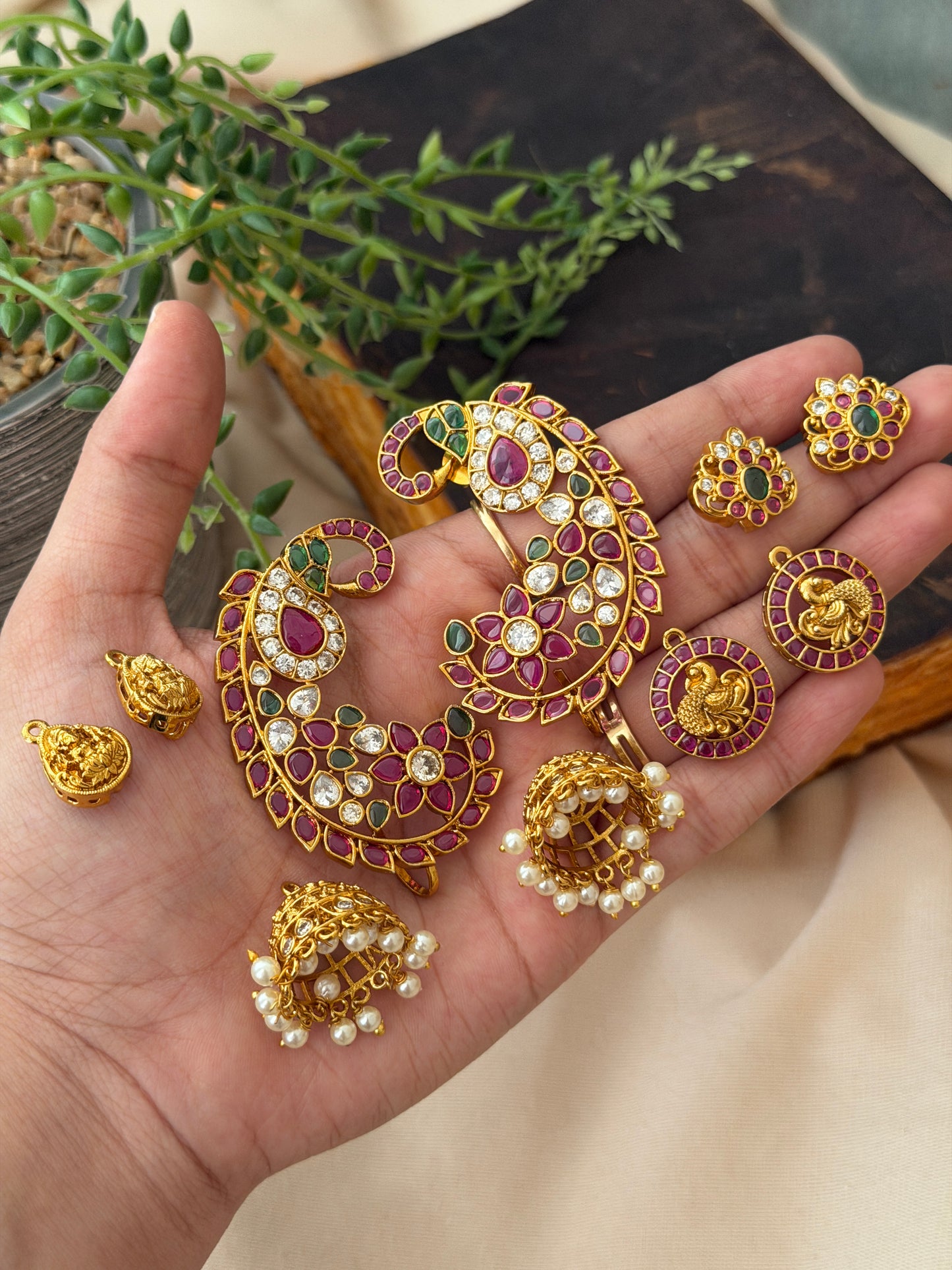 Infinite Kemp Jhumka
