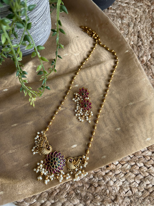 Gold bead chain with Jadau Peacock Pendant