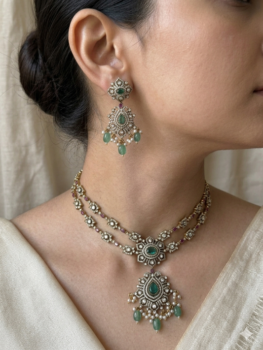 Disha Victorian Necklace