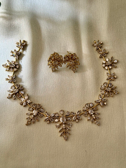 Daisy AD Necklace Set