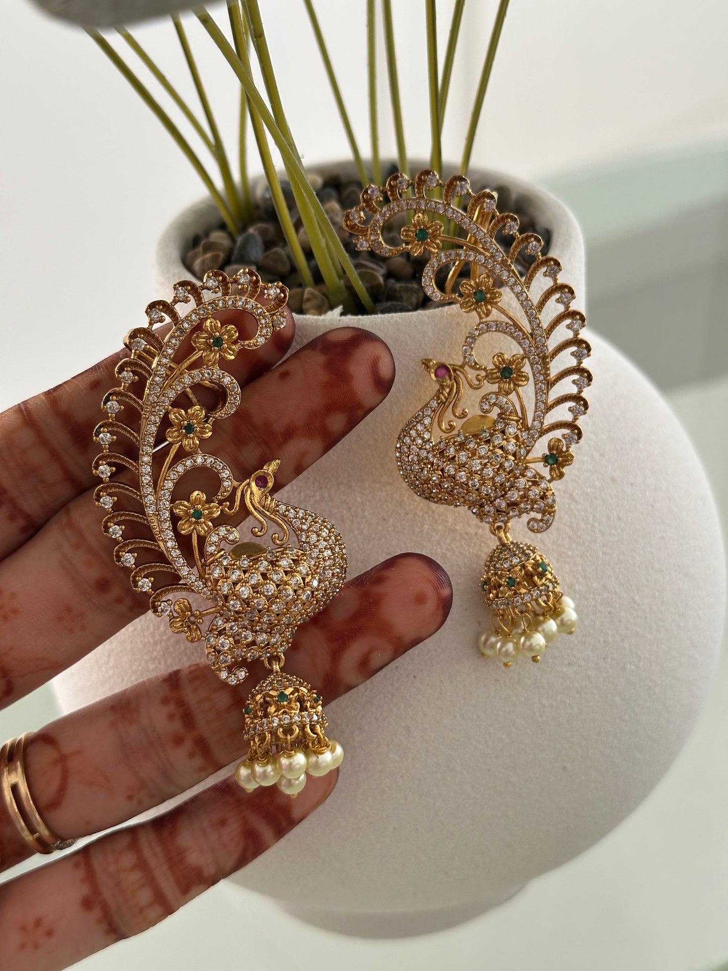 Azura AD Earcuff Premium