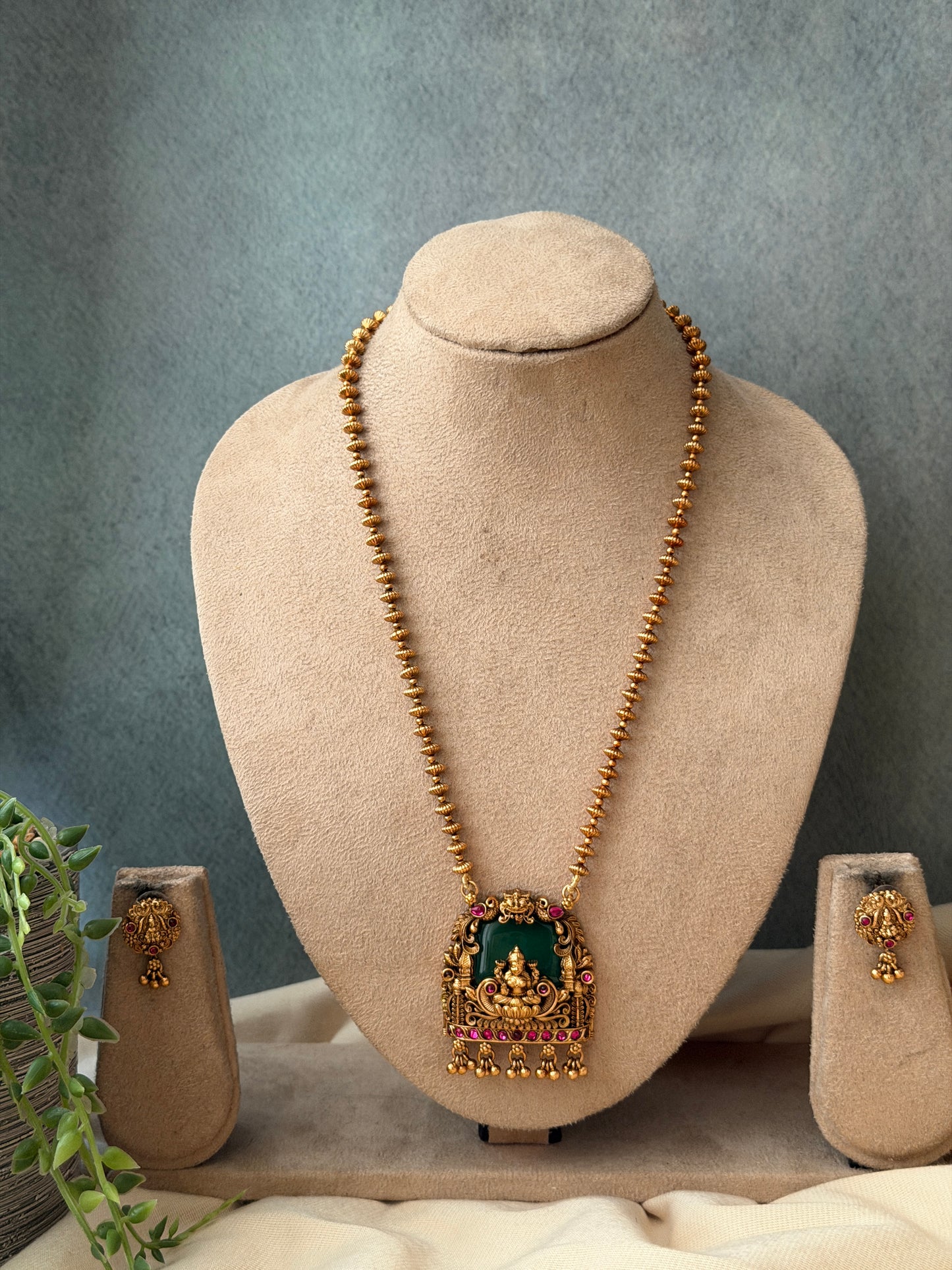 Emerald Enamel Pendant Chains