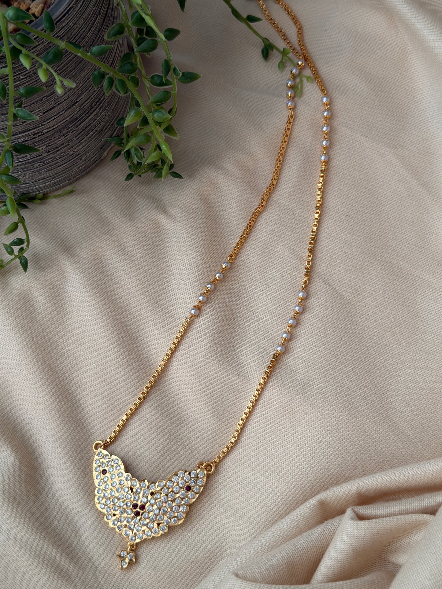 Maalathi Vintage Chains