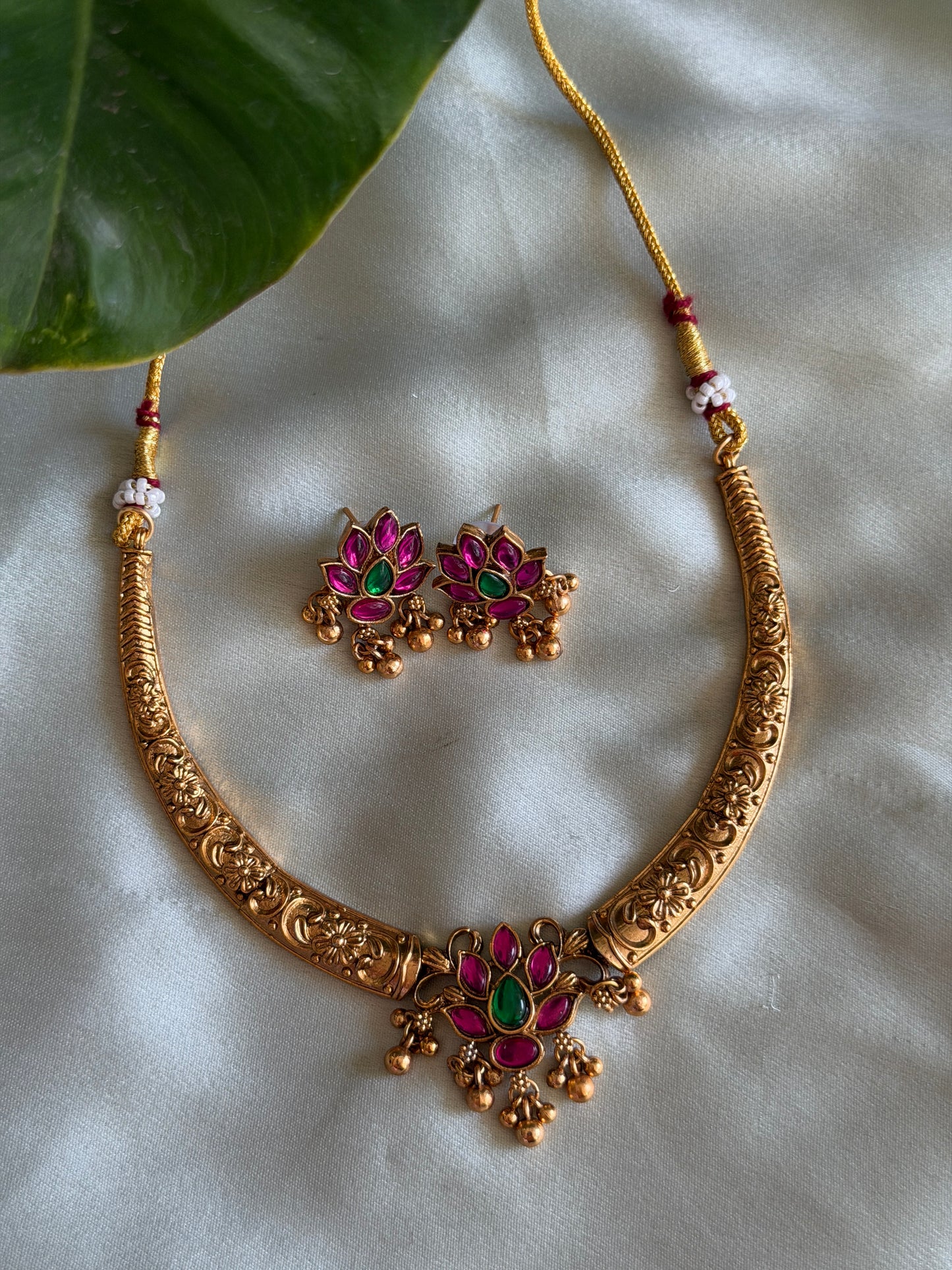 Padmaja Hasli choker