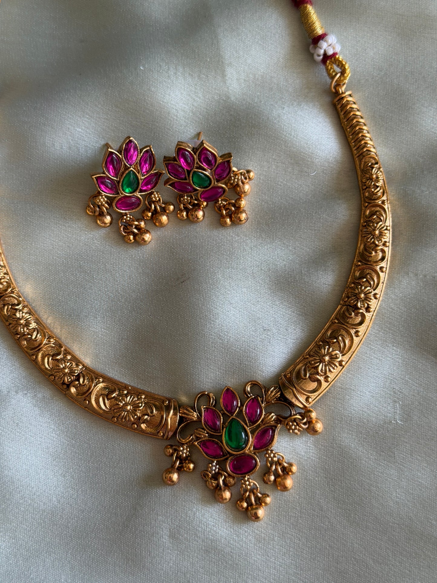 Padmaja Hasli choker