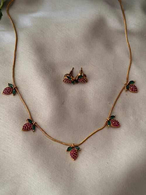 Baby Strawberry chain set