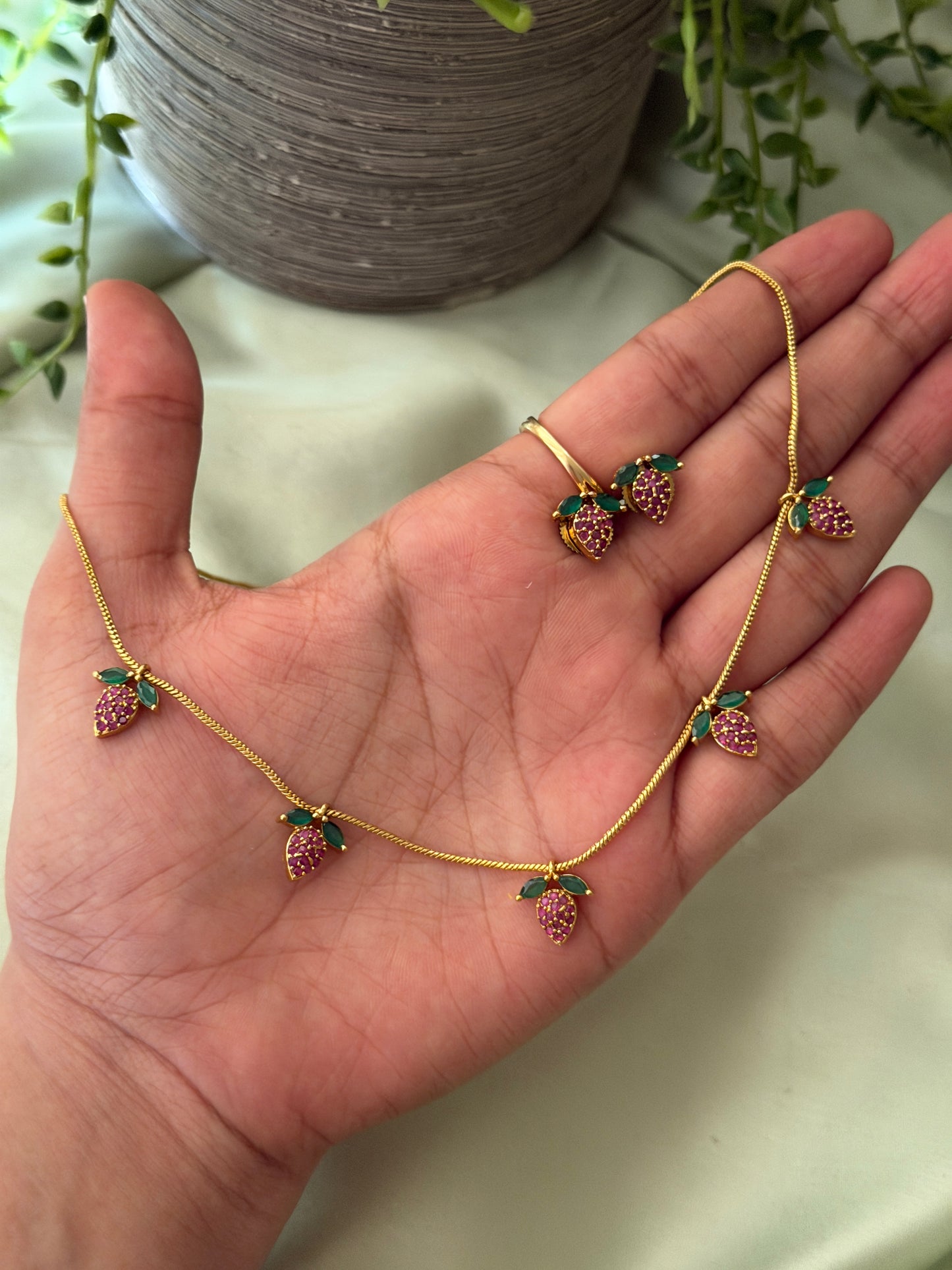 Baby Strawberry chain set