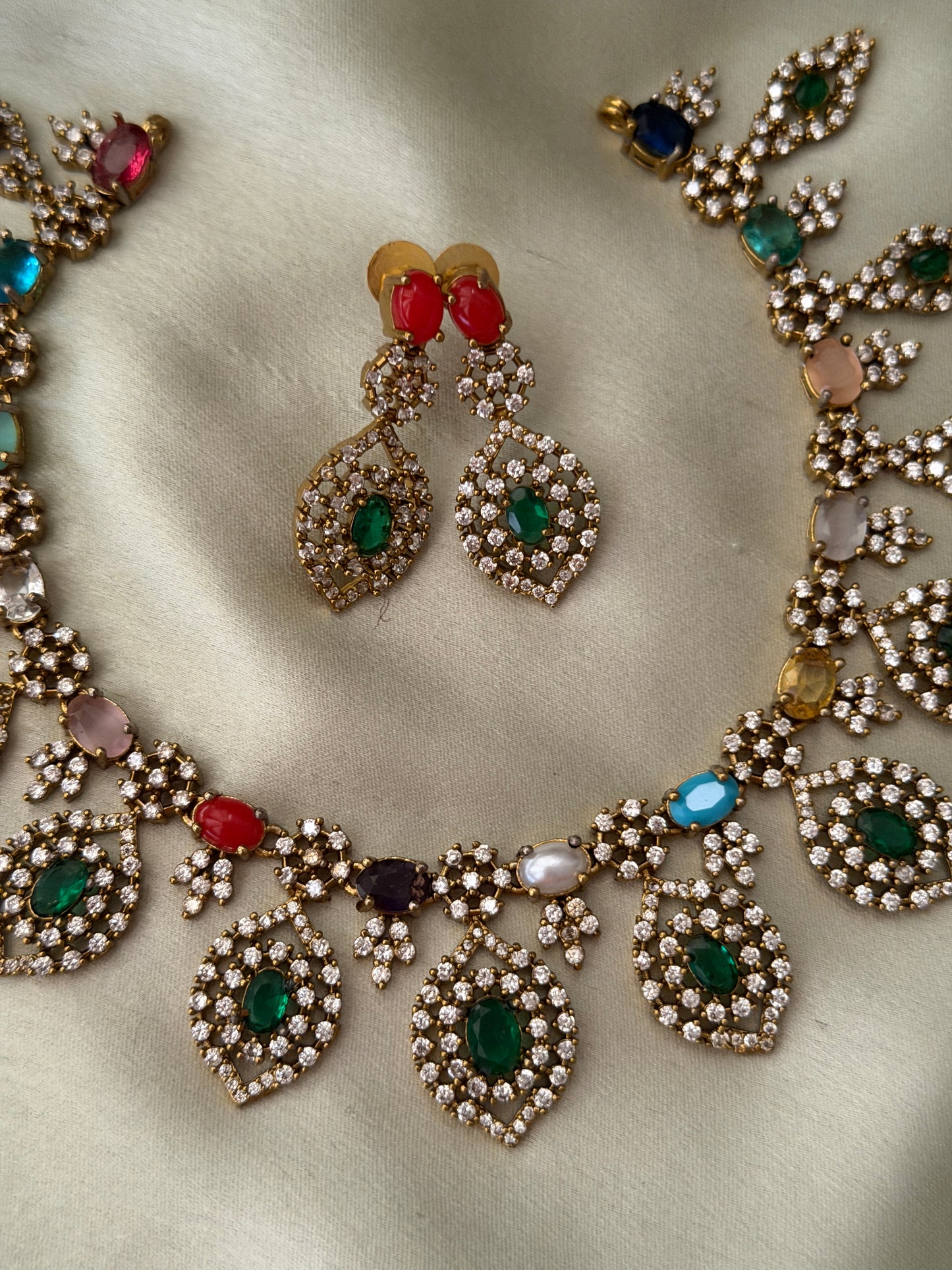 Pear Navaratna Necklace