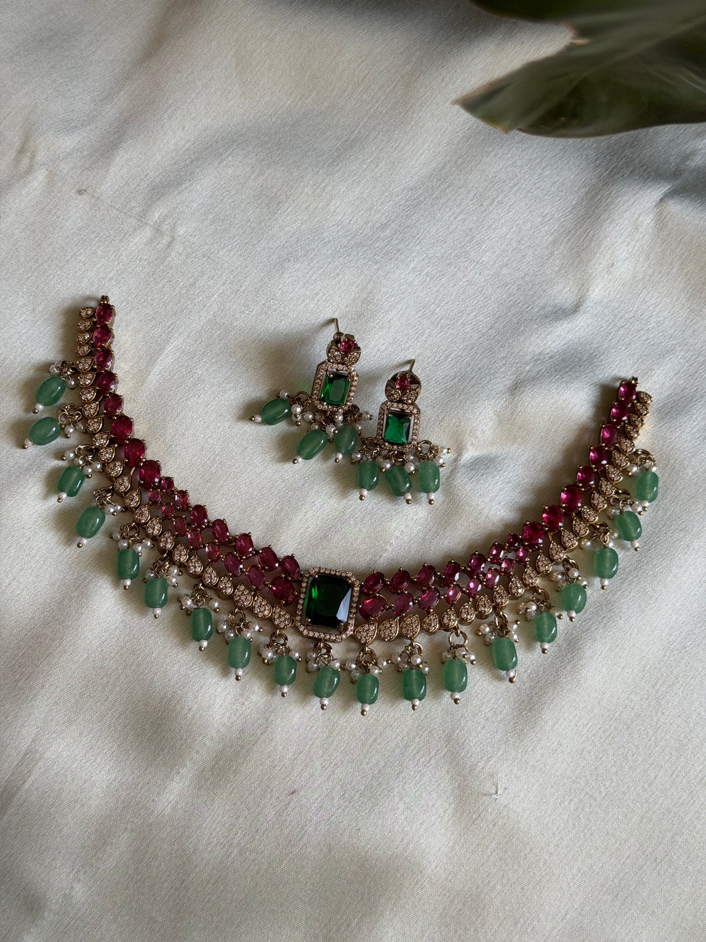 Zimara Victorian Choker