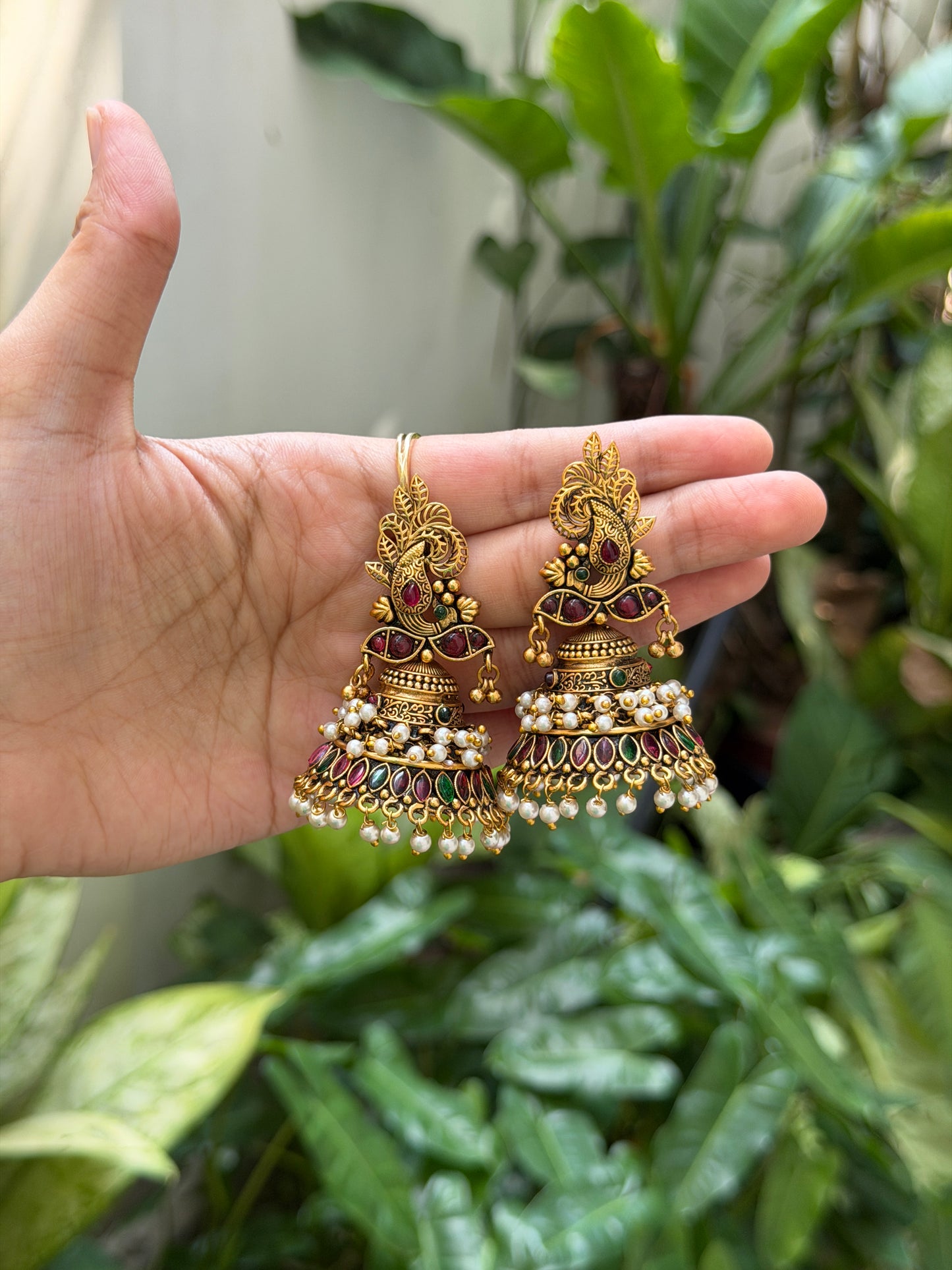 Zariah Non Idol Jhumkas