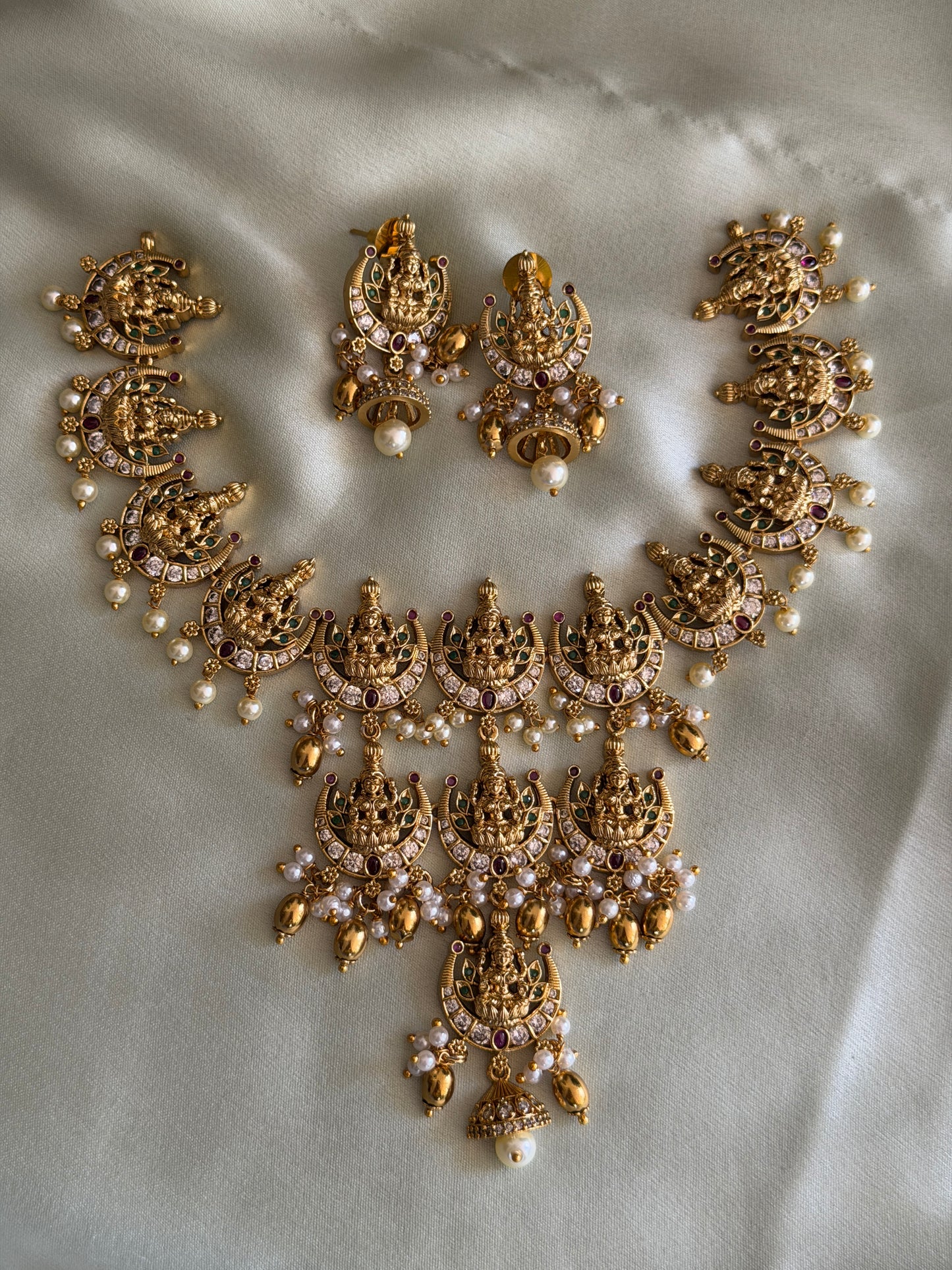 3 Layer Bridal Choker
