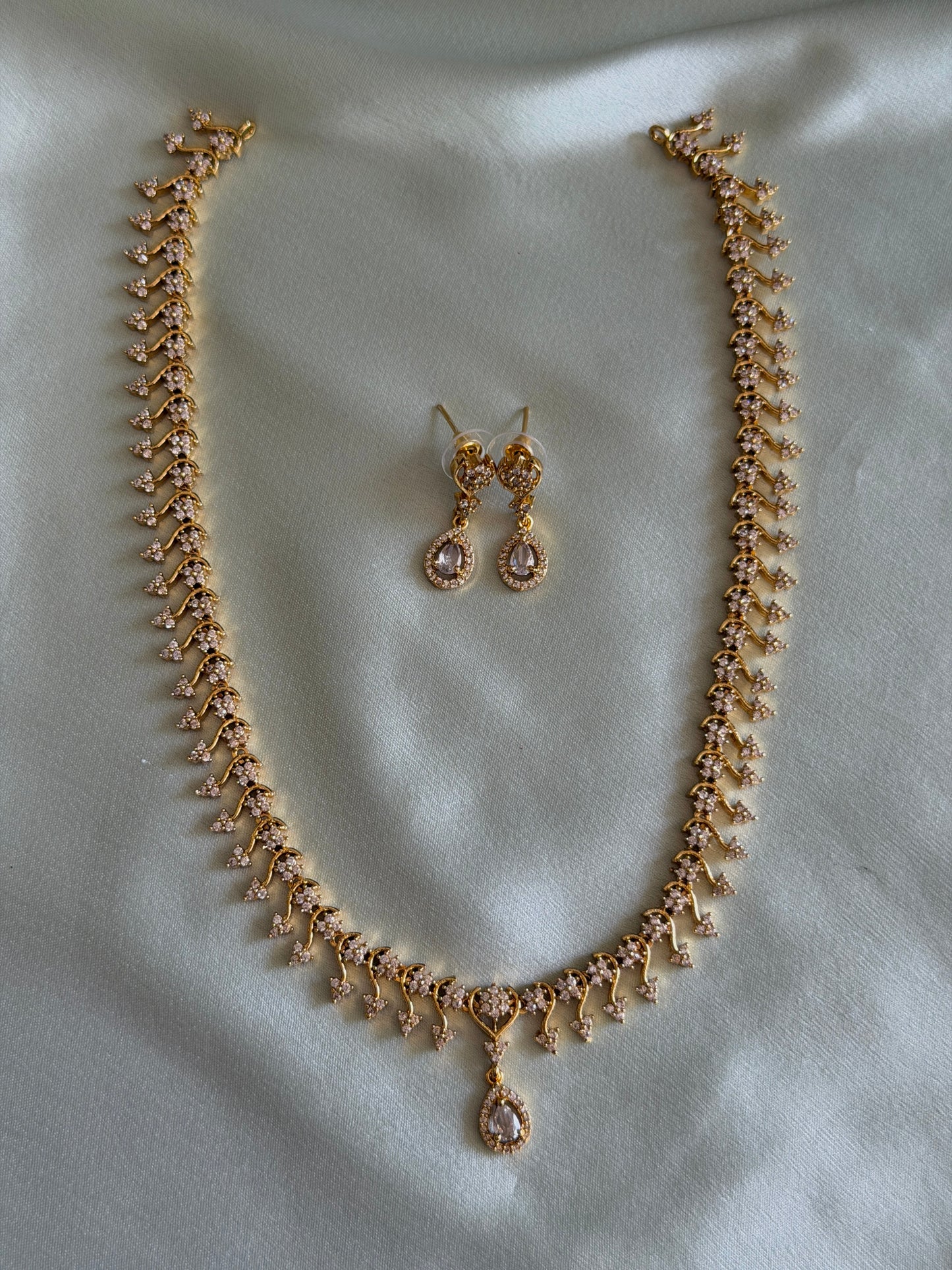 Floral Arrow Diamond Haaram