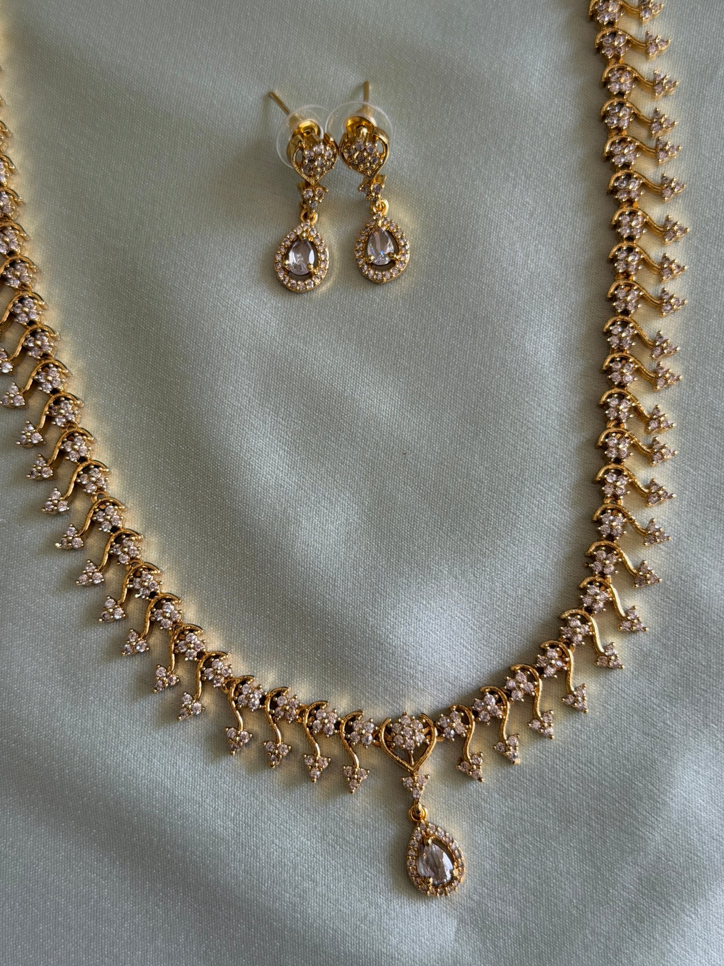 Floral Arrow Diamond Haaram