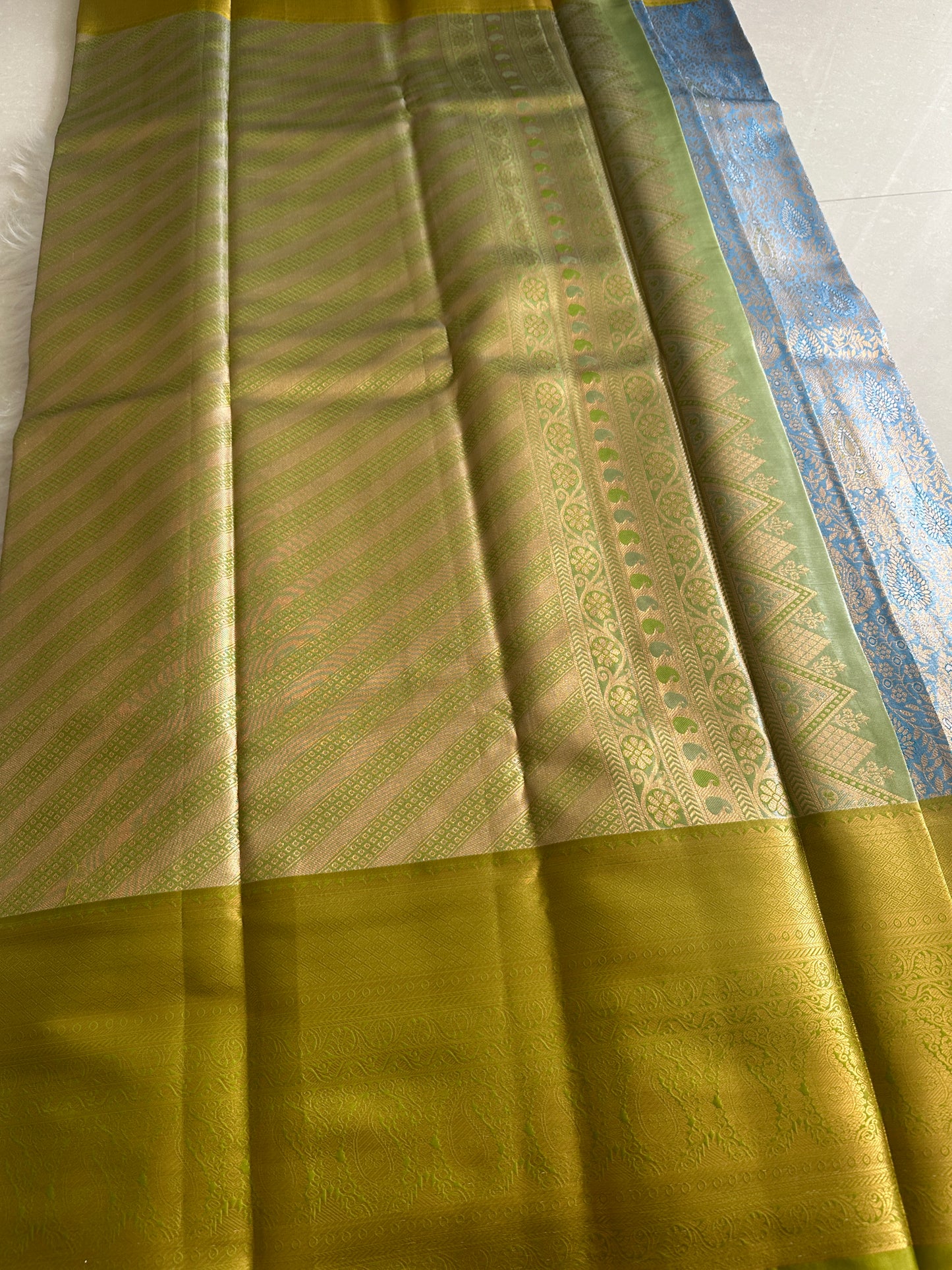 Sea blue x green Tissue Silk Saree