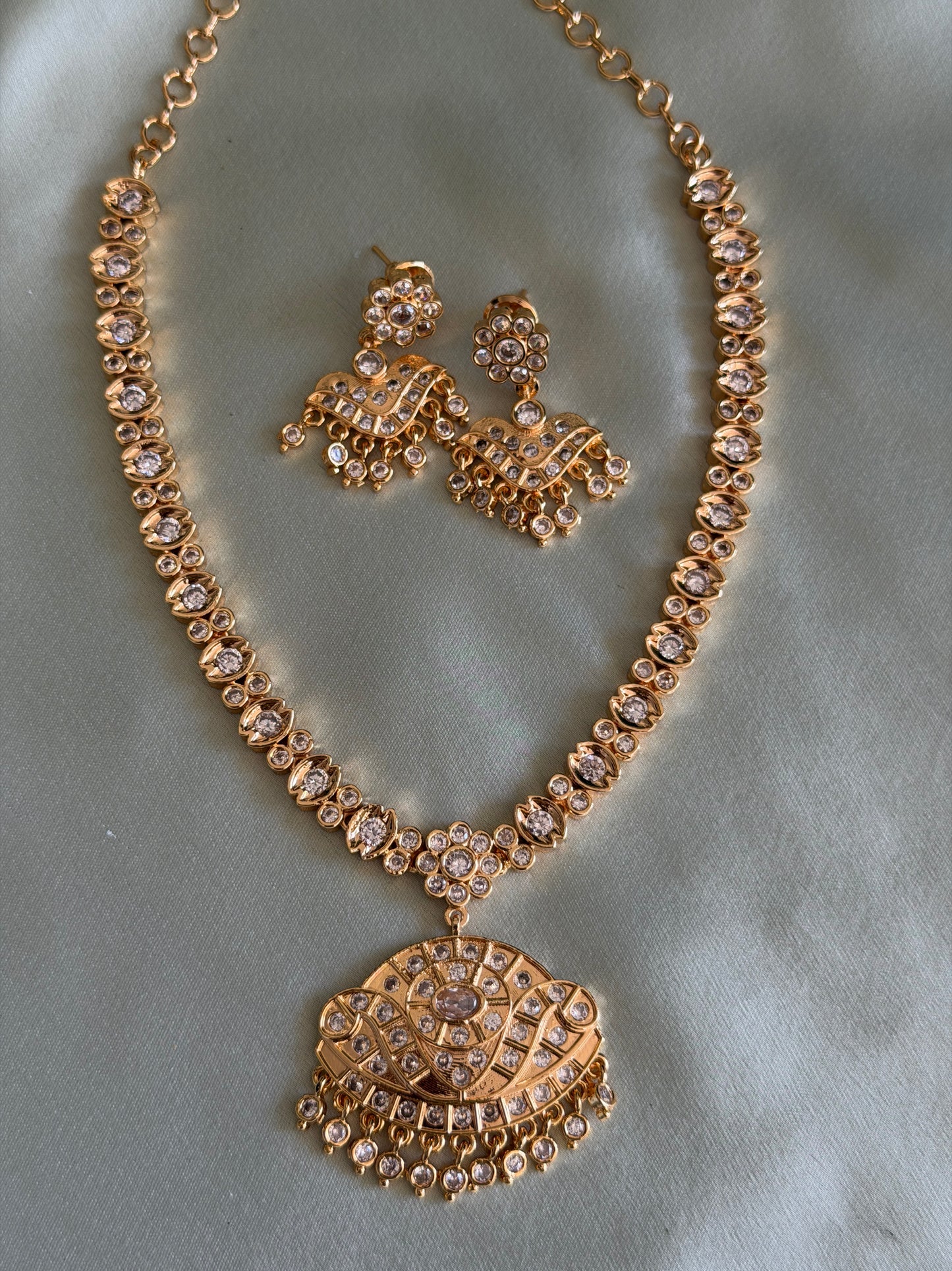 Lavanya Vintage Attigai
