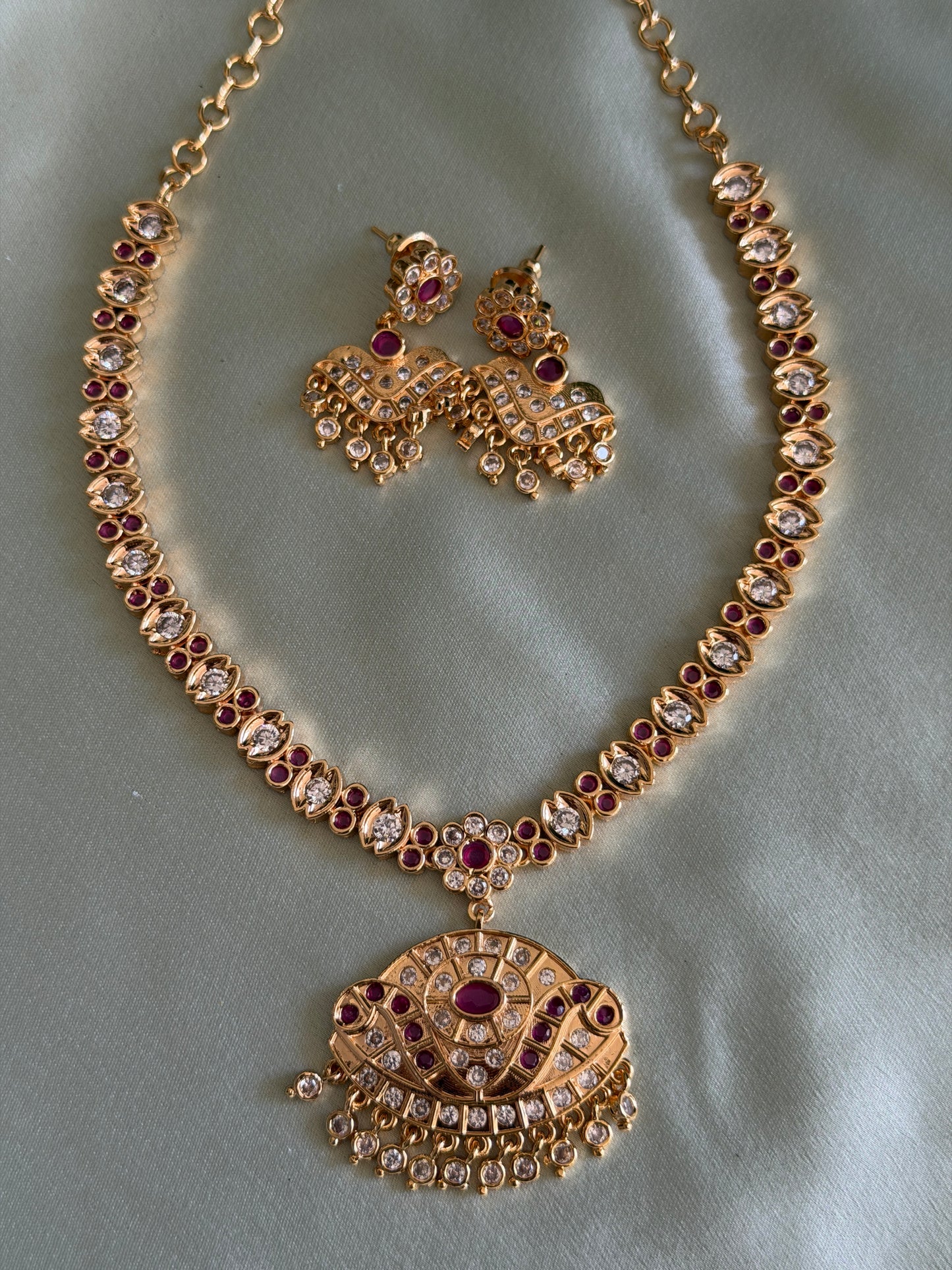 Lavanya Vintage Attigai